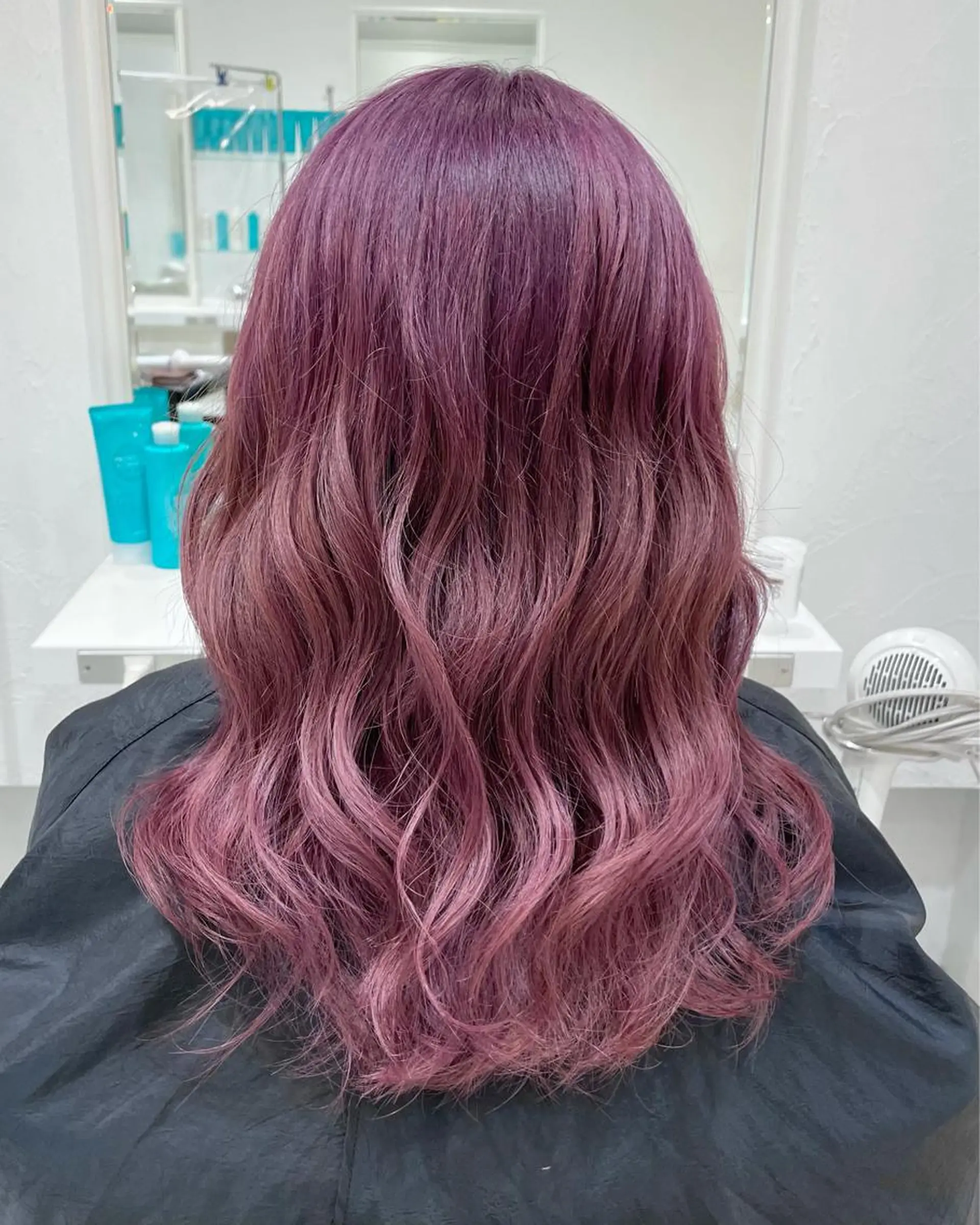 ロング カラー バレイヤージュ ブリーチ レイヤーカット JERICHO HAIR所属・ユ カの眉毛・アイブロウイメージ