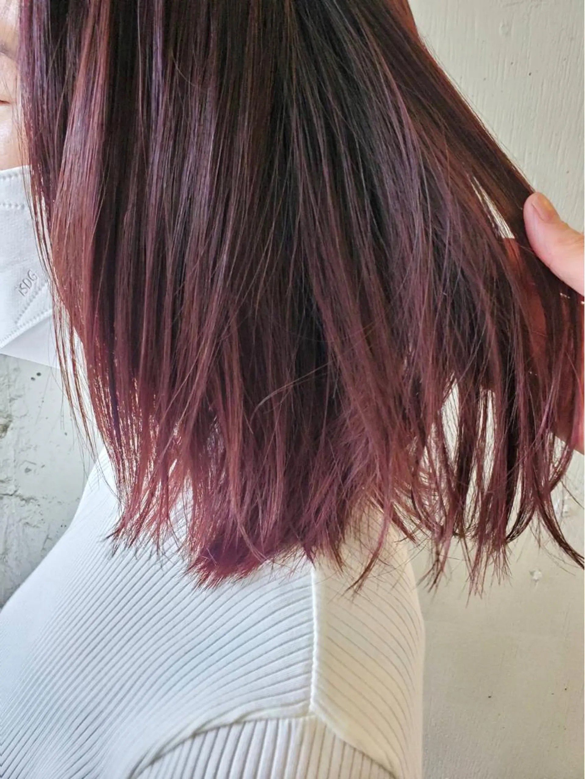 ミディアム オリーブカラー 長谷川のヘアスタイル