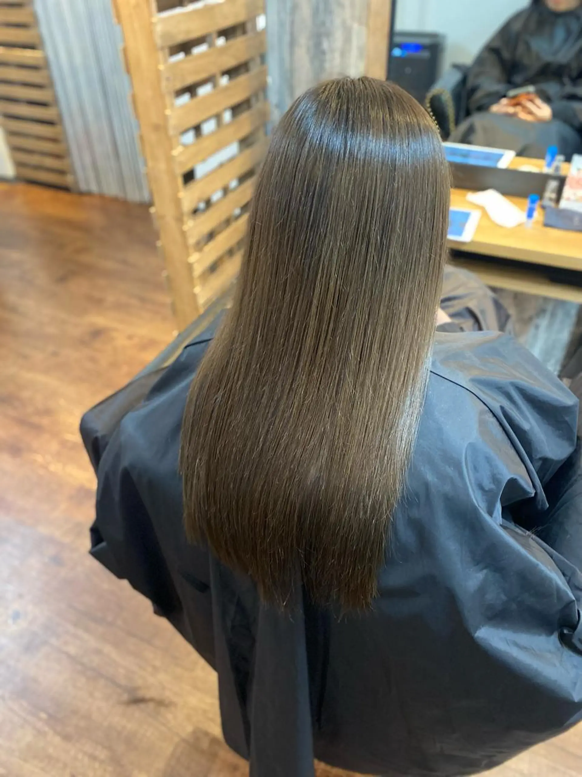 ロング カラー イルミナカラー Lizir  ルズィール所属・Luzir⭐︎ GEN⭐︎のヘアスタイル