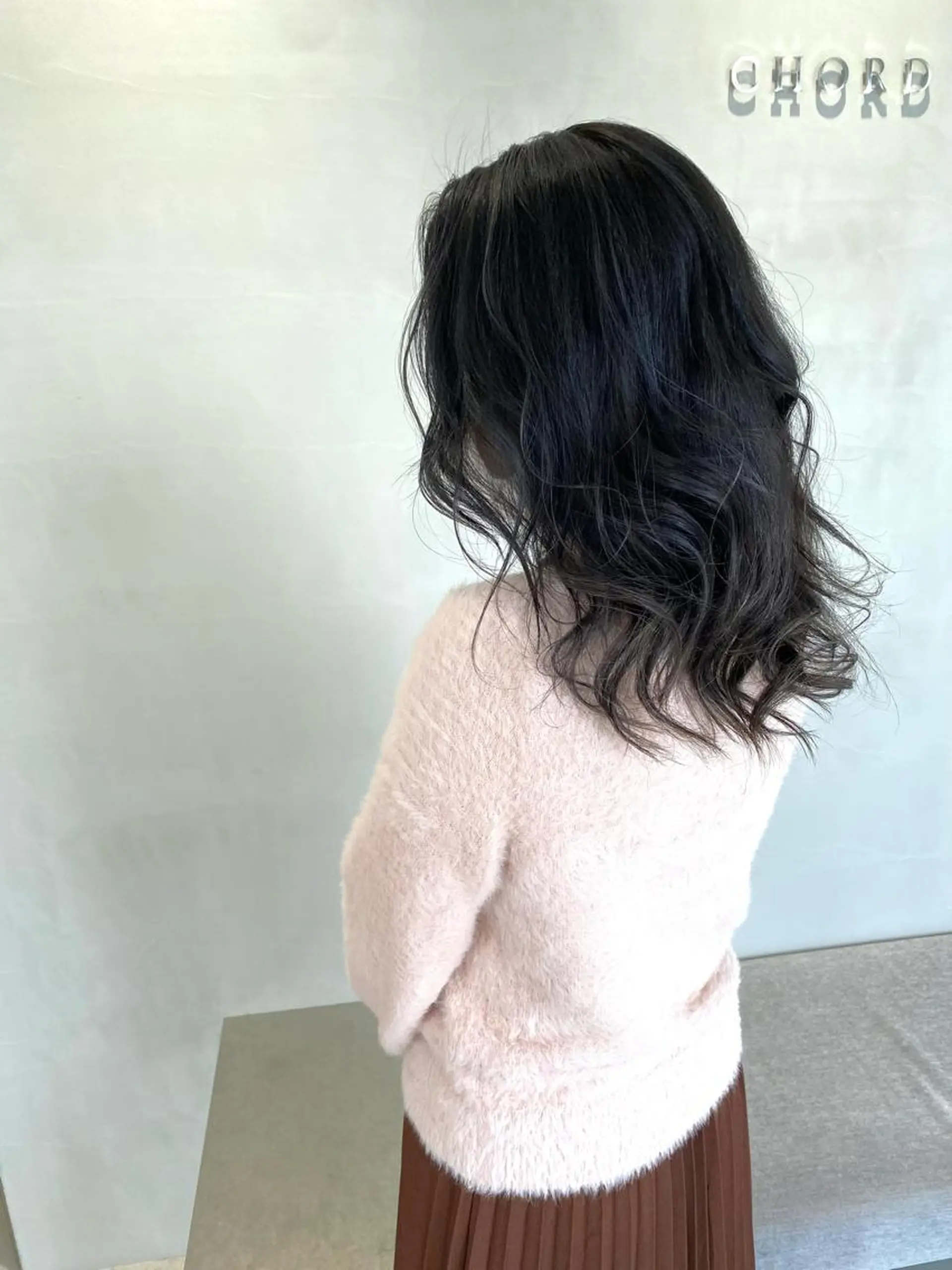 セミロング カラー 黒髪 ブリーチ グラデーションカラー ハイライトカラー ハイライト カット ヘアカラー トリートメント 谷合 貴志のヘアスタイル