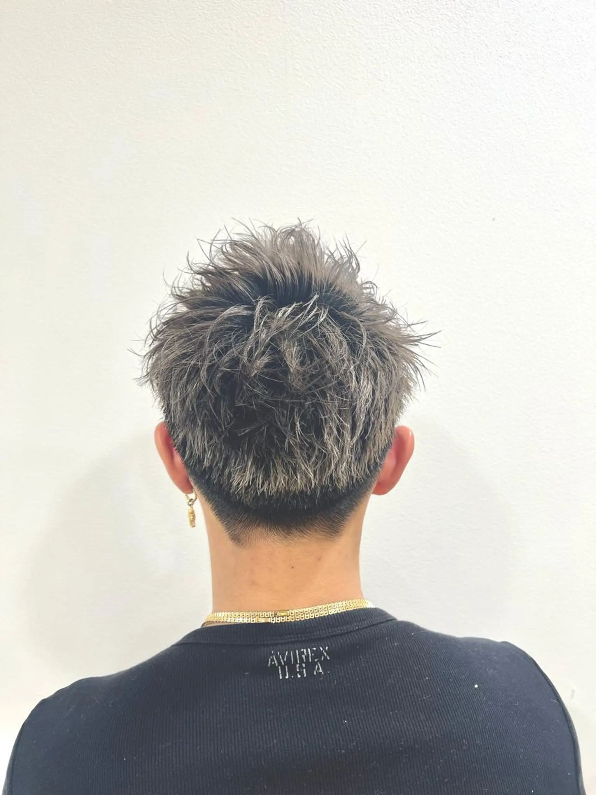 ショート メンズ 心斎橋バレイヤージュ 小林勝貴のヘアスタイル