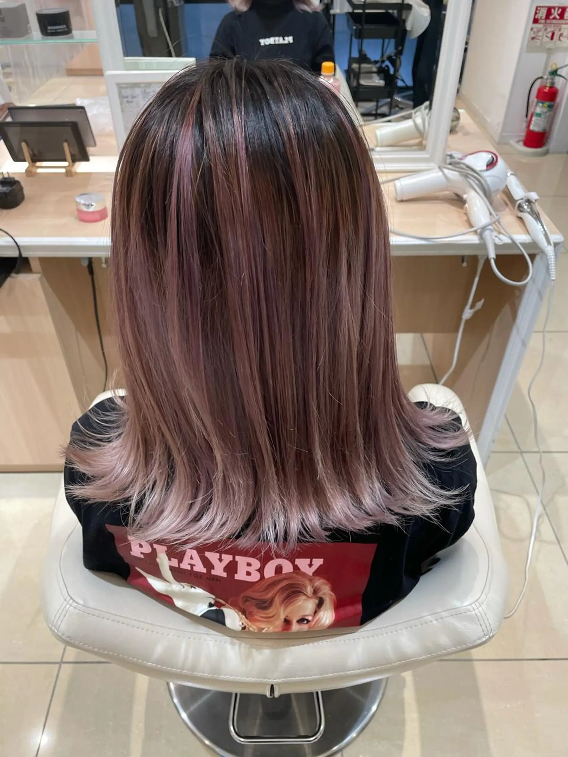 ショート カラー バレイヤージュ ピンクカラー レイヤーカット IwAsh中山所属・✂︎中山ブリーチ・ パーマ✂︎露木智也のヘアスタイル