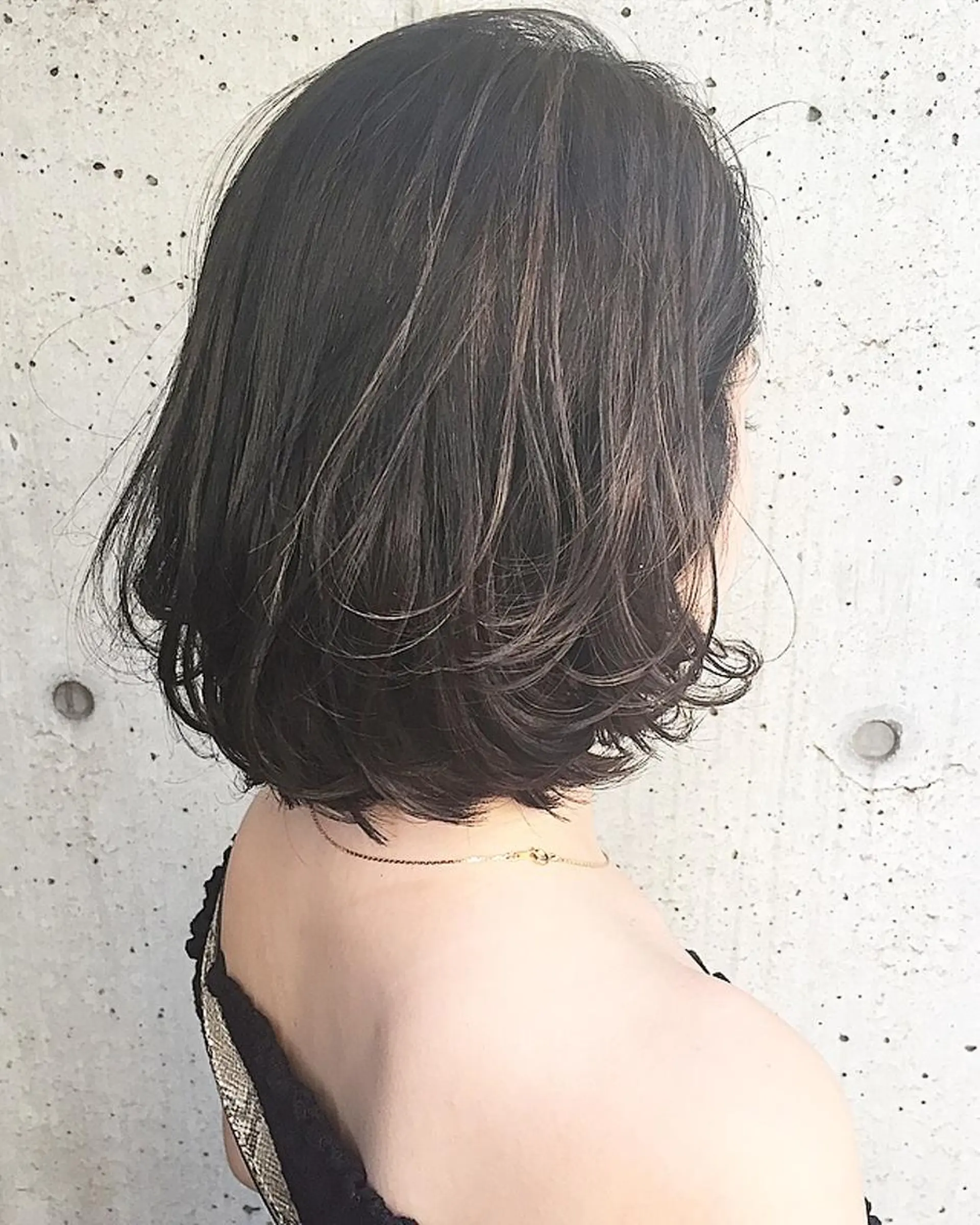 ミディアム カラー パーマ ヘアアレンジ メンズ キッズ ネイル マツエク・マツパ メンズブリーチ メンズハイライト メンズインナーカラー ブリーチ グラデーションカラー 韓国風×透明感カラー 髪質改善オタベシンヤのヘアスタイル