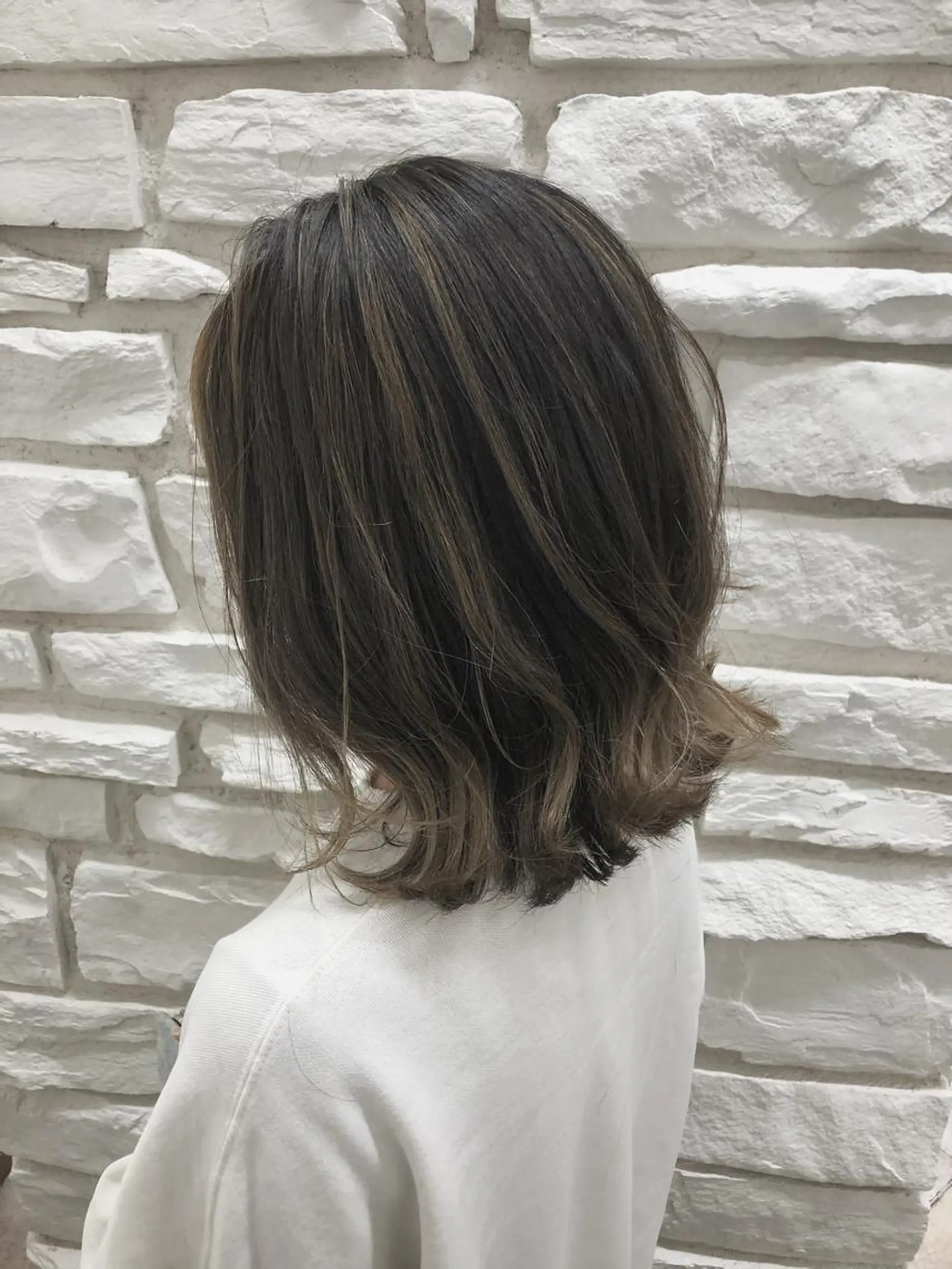 ミディアム ✨艶感/透け感✨Sherry所属・艶髪/ハイトーン Sherryのヘアスタイル