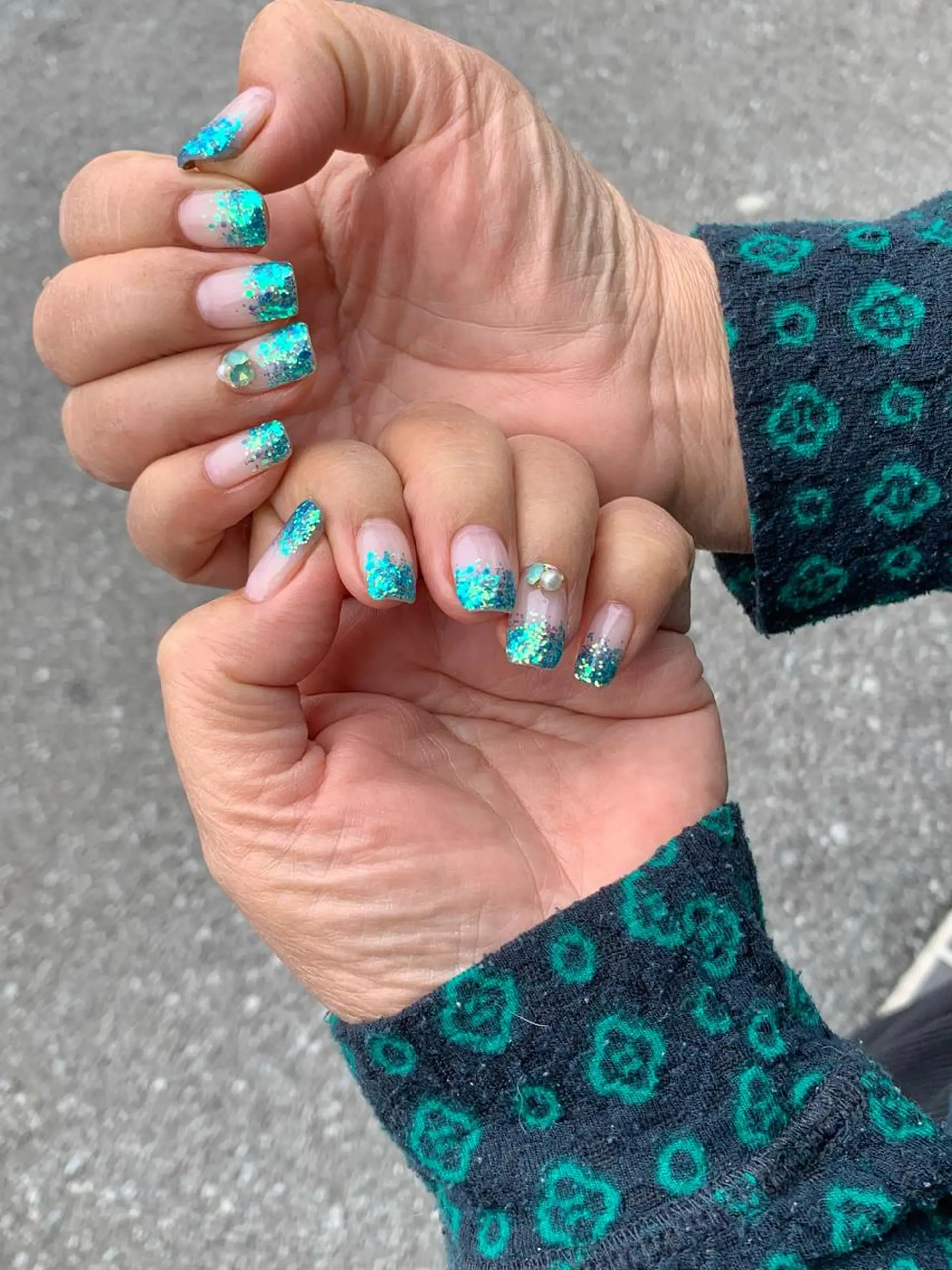 ネイル ハンドネイル うるま市サロン Yuko Izawaのネイルデザイン