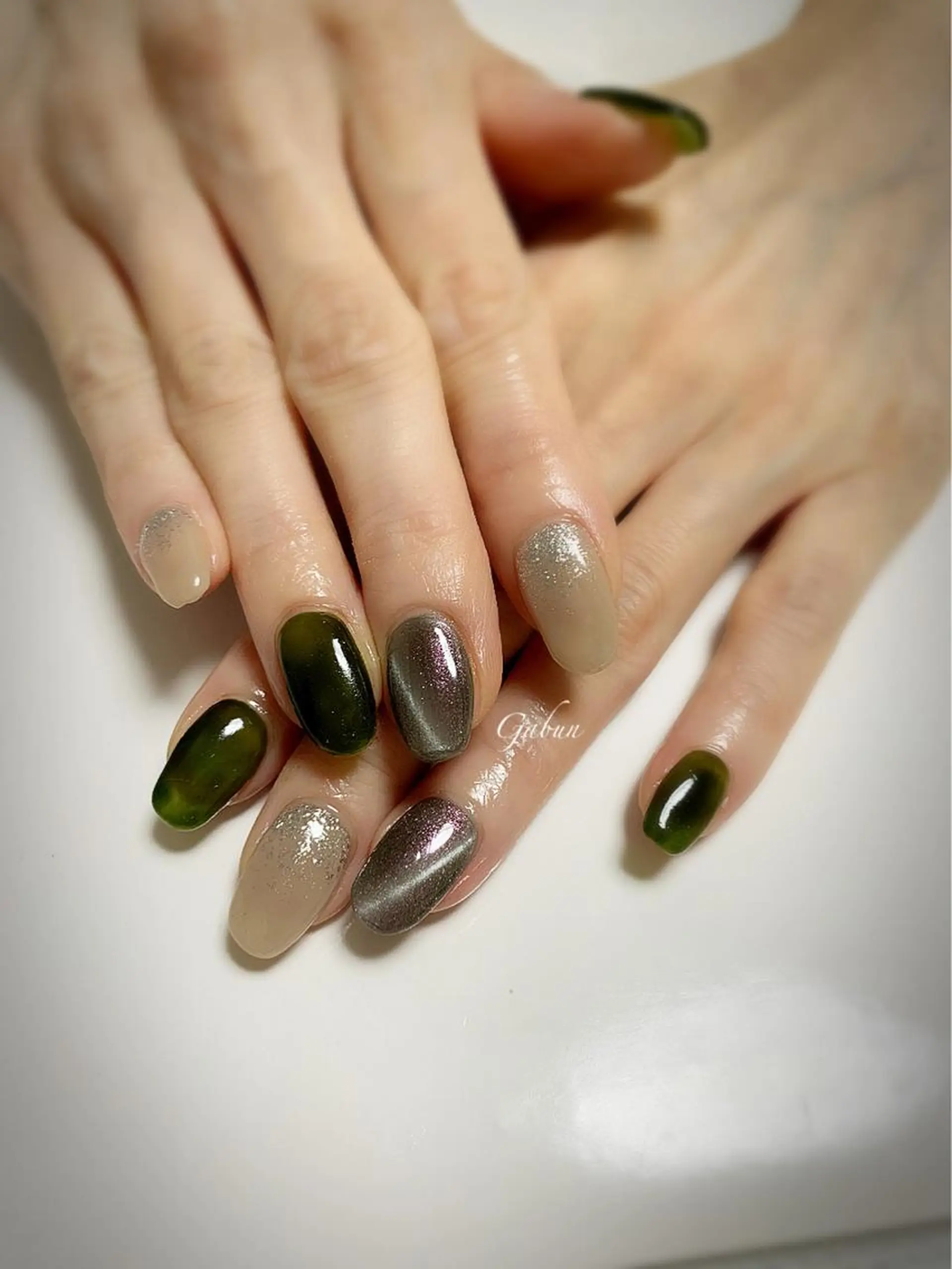 ネイル マグネットネイル LOTUS ネイルサロンのネイルデザイン