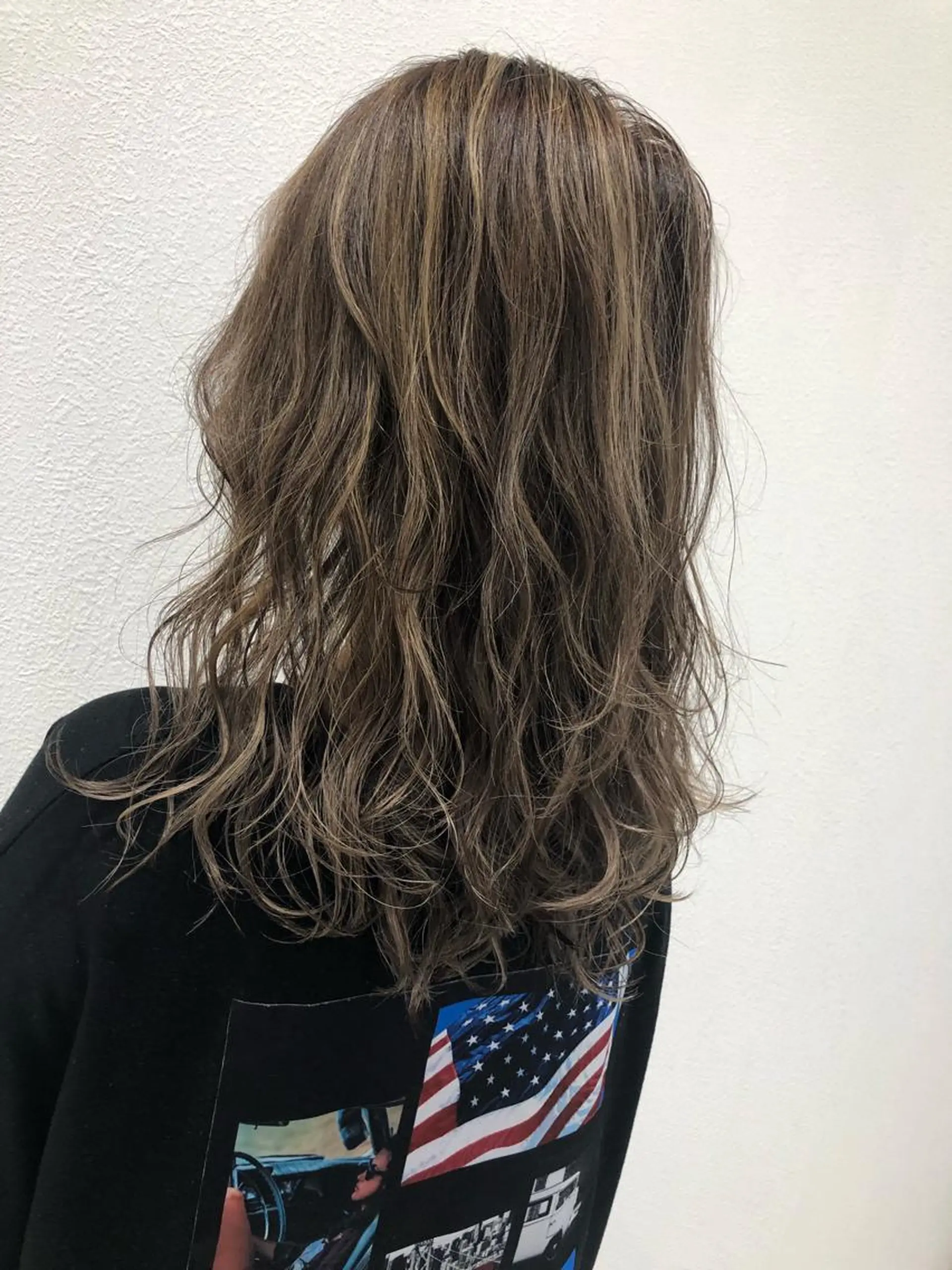 セミロング ヘアカラー トリートメント 岸 保奈美のヘアスタイル