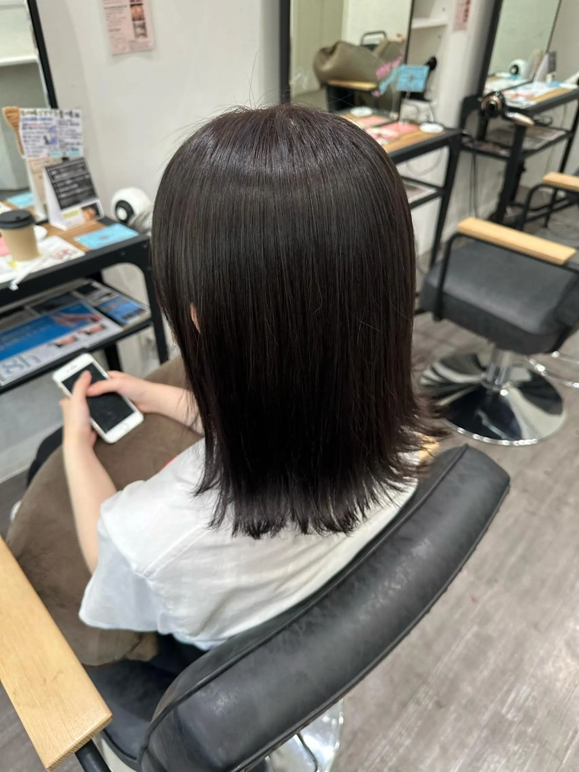 ミディアム カラー ブラウンカラー 透明感カラー ダークブラウン ヘアカラー トリートメント 艶髪レイヤー上田 紗也🇰🇷💗のヘアスタイル