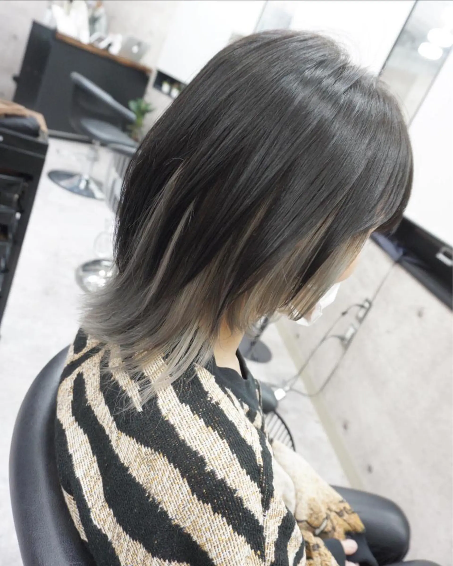 ミディアム ウルフカット カット ヘアカラー トリートメント hair teria ryu 大塚のヘアスタイル