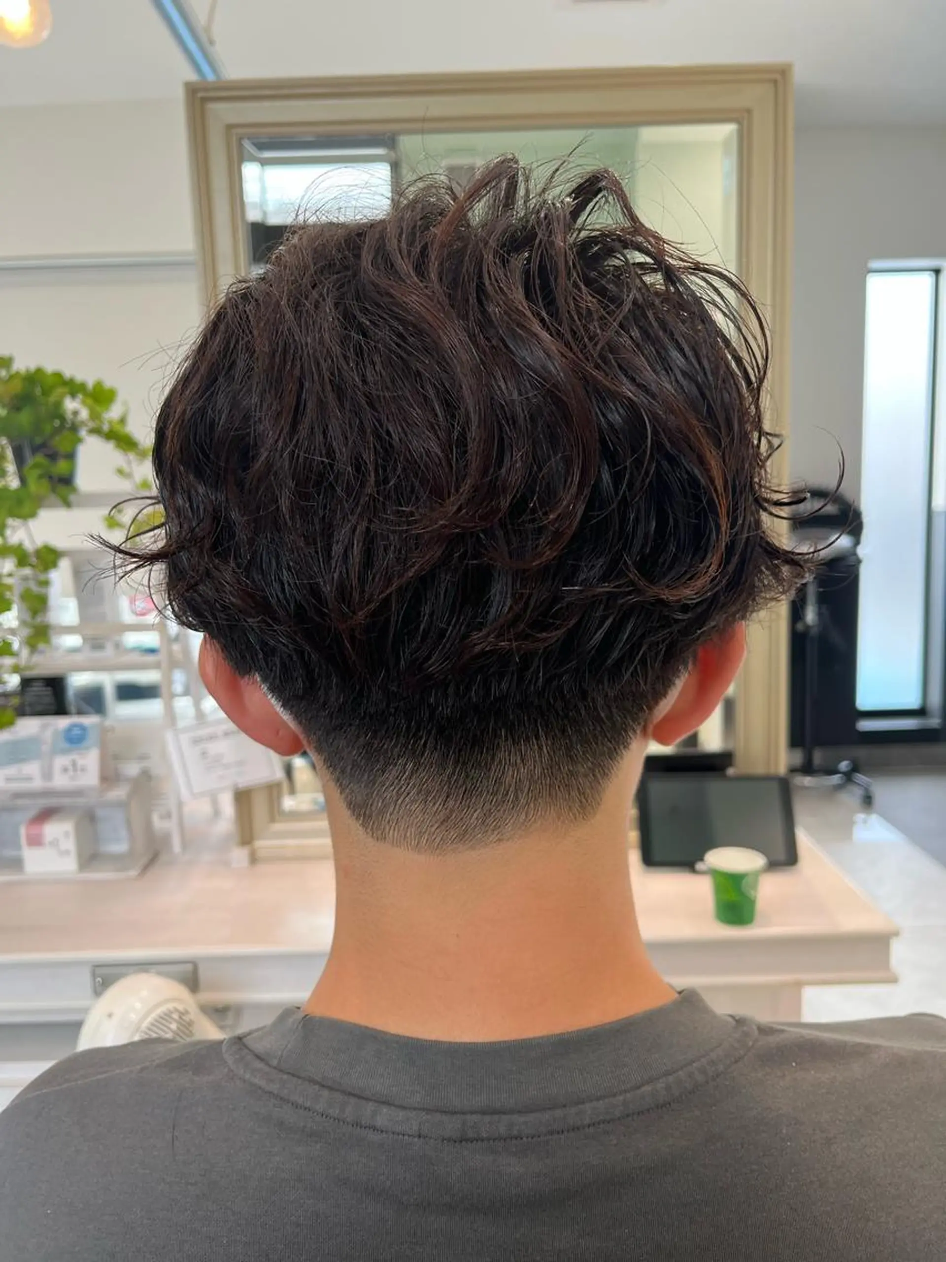 ショート パーマ メンズ 🥇メンズ特化 伊東輝のヘアスタイル