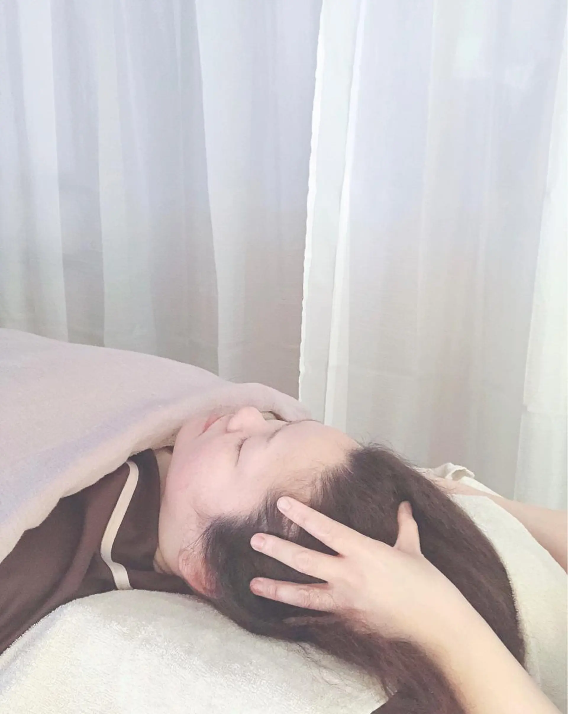 頭痛肩こりで悩むおとな女性専門ボディケアサロンねこもみ所属・札幌　頭痛肩こり解消 セラピストkaoriのエステ・リラクイメージ