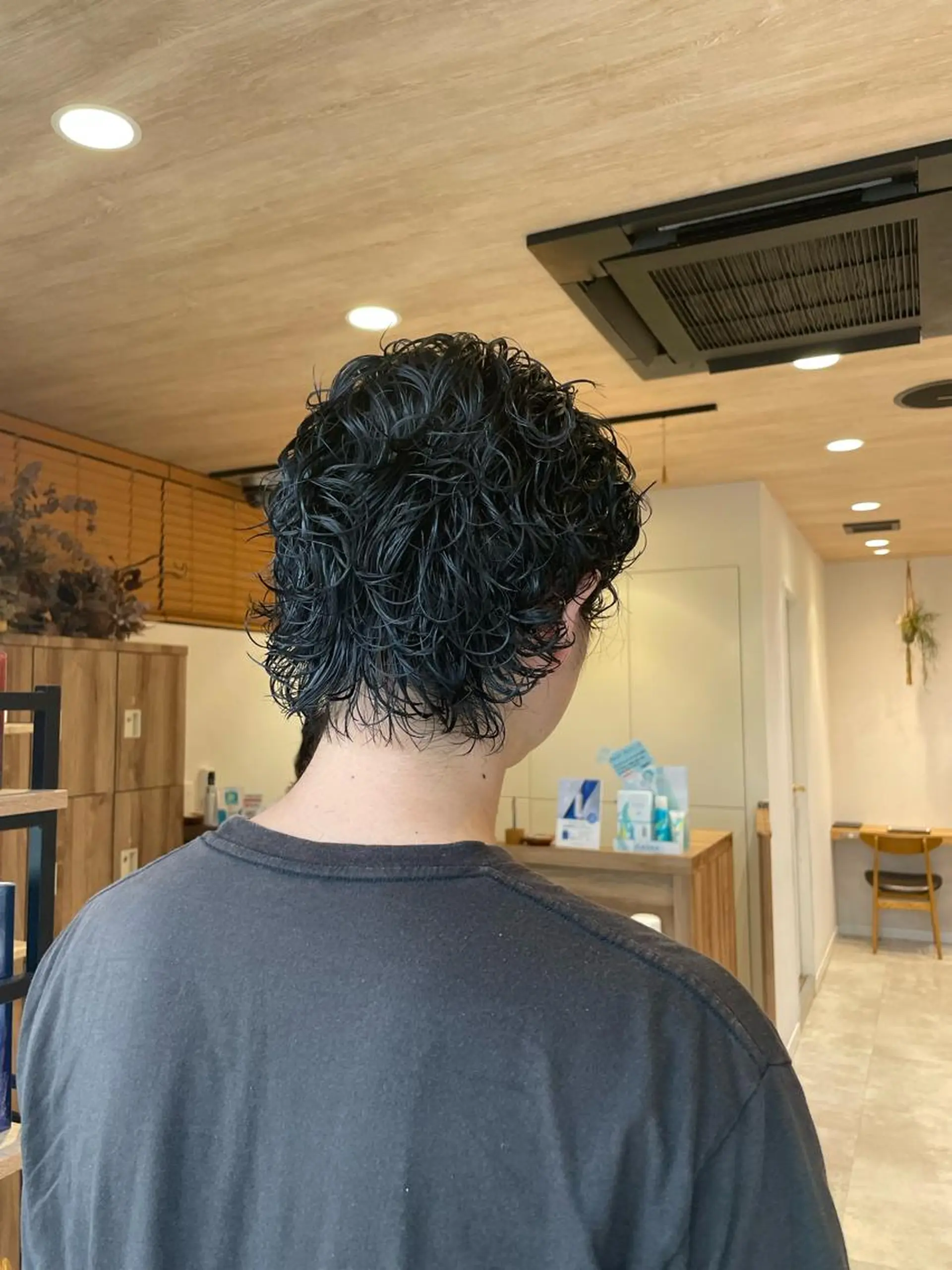 ショート パーマ メンズ メンズパーマ メンズウルフカット 伸ばしかけ ウルフカット カット パーマ指名No1 /namiのヘアスタイル