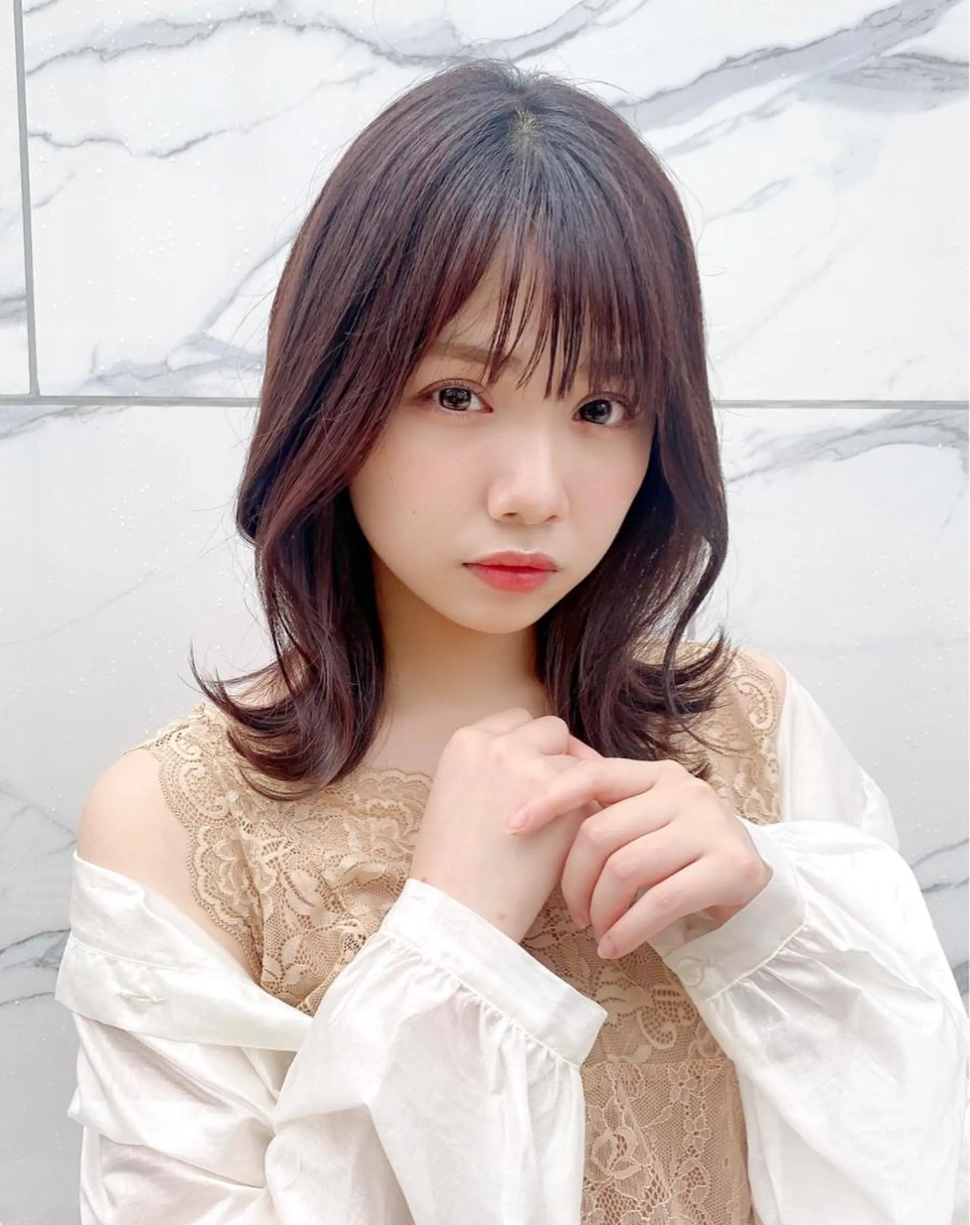 セミロング カラー くびれヘア 韓国風ヘア カット ヘアカラー トリートメント 韓国ヘア☁️ mitsukiのヘアスタイル