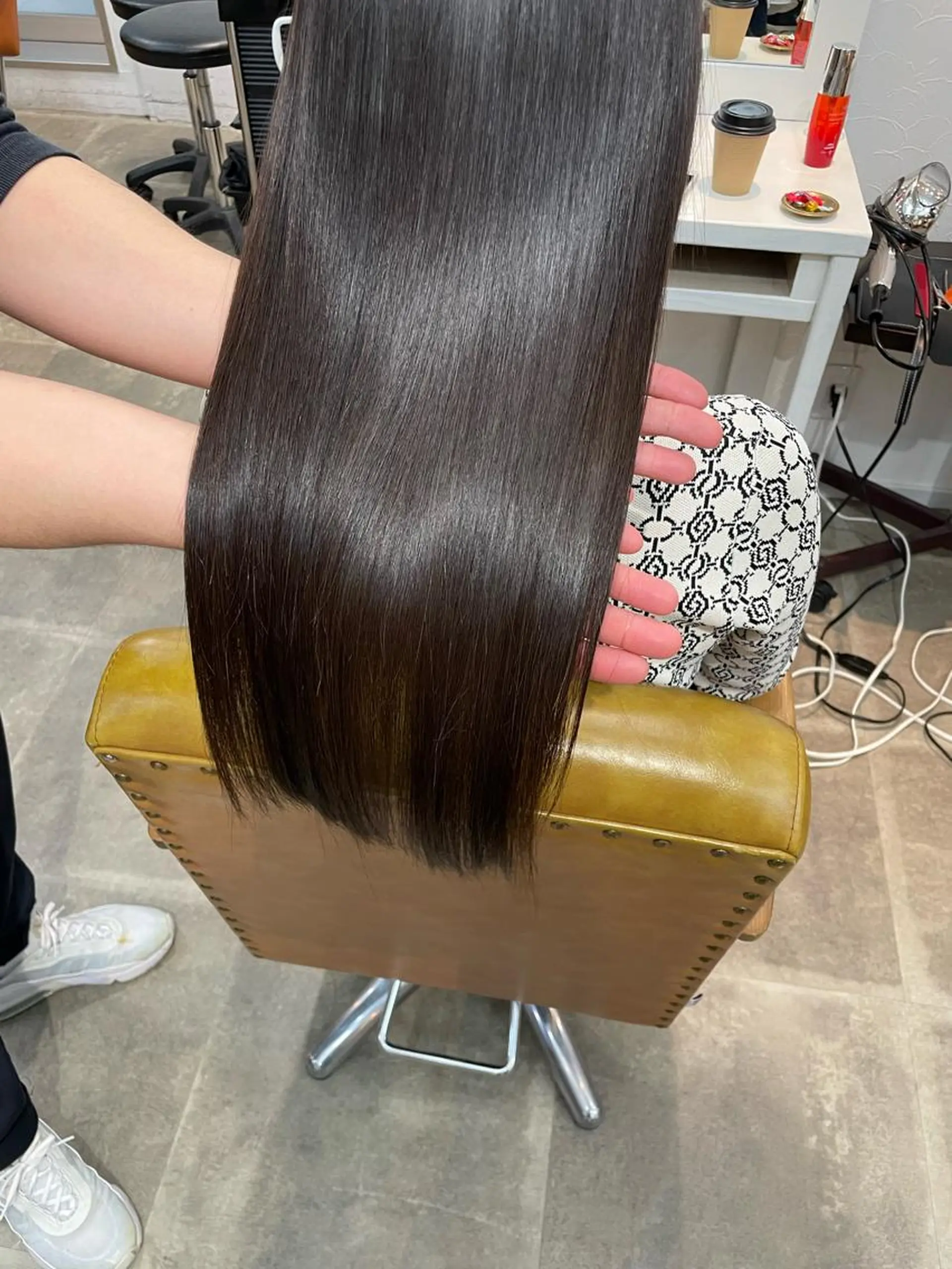 ロング カラー グラデーションカラー くびれヘア くせ毛 レイヤーカット newline銀座所属・👑銀座ショート/ 絶壁補正/金子涼👑のヘアスタイル