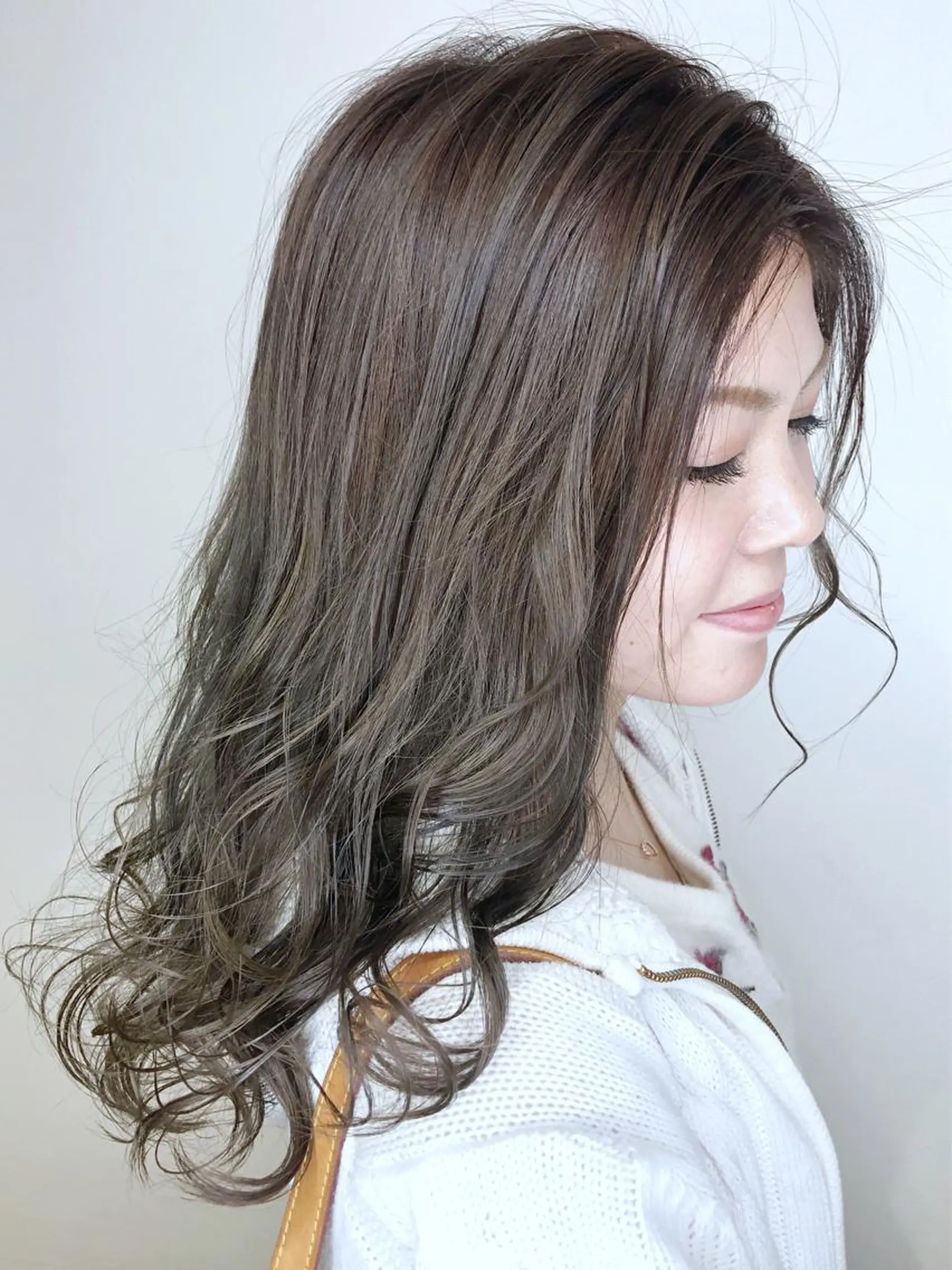 ロング カラー ブリーチ ケアブリーチ グレージュ イルミナカラー メンズヘア特化 崎田 成人のヘアスタイル