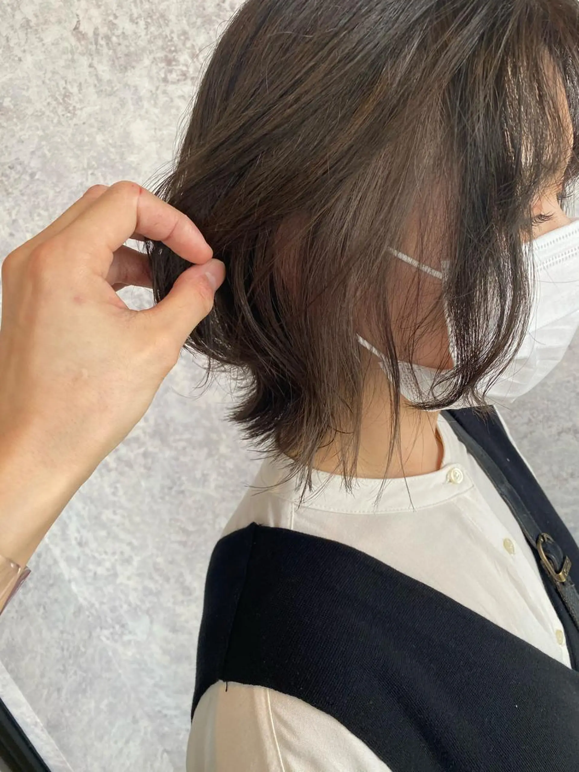 ショート カラー ベージュカラー インナーカラー Kobayashi ハイライト/ショートのヘアスタイル