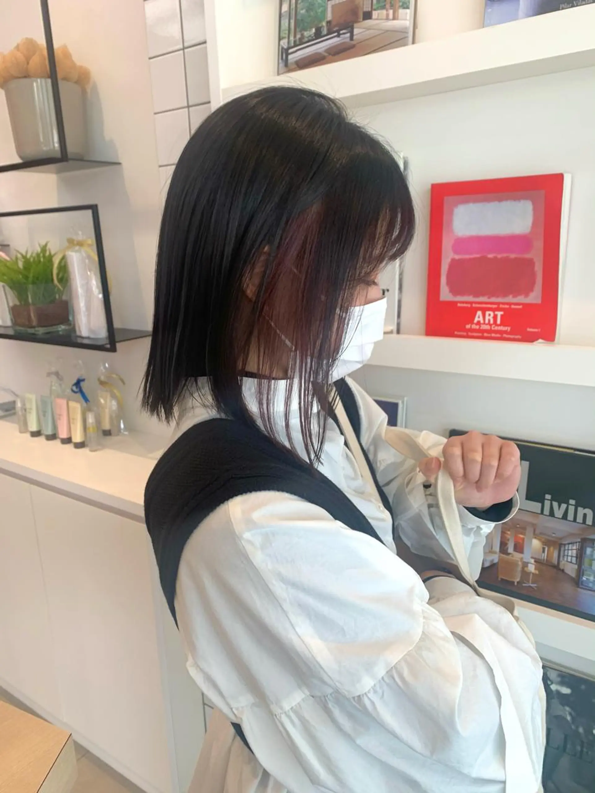 ミディアム カラー ヘアアレンジ インナーカラー みなもと ちはるのヘアスタイル