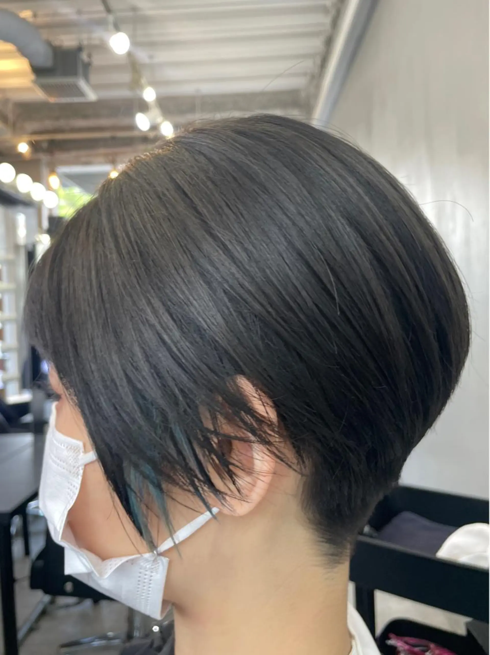 ショート カラー ハンサムショート ブルーカラー ショートヘア カット ヘアカラー ブリーチなし透明感 タケザワミキのヘアスタイル