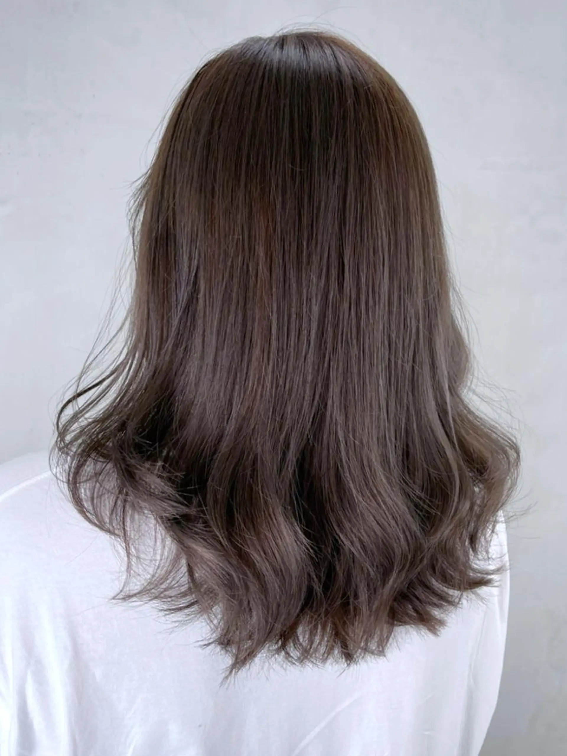 ミディアム カラー パーマ ヘアアレンジ ベージュカラー オリーブベージュ カット ITbyALBUM 松戸のヘアスタイル