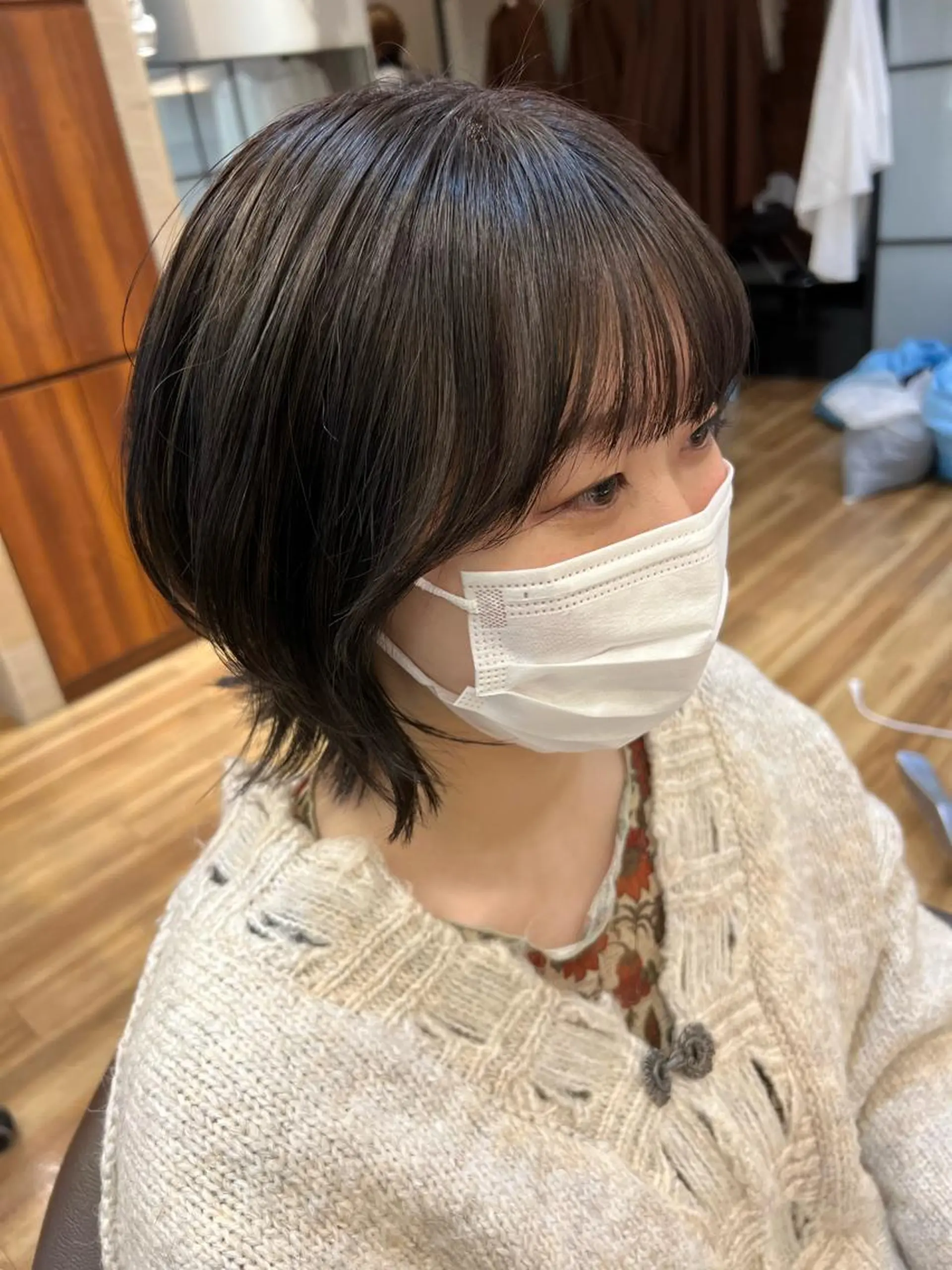 ショート カラー ボブレイヤー グレージュ ボブ レイヤーカット しみず さくら🌸のヘアスタイル