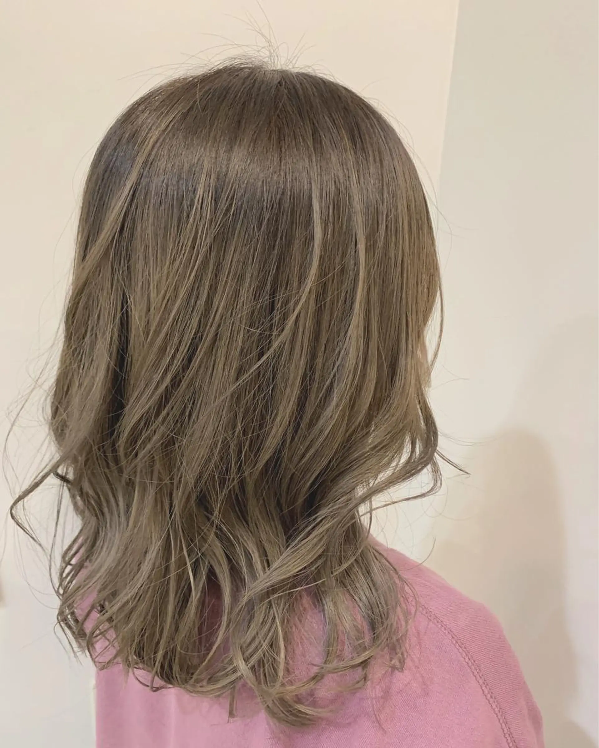 セミロング Lolonois梅田 /Okazaki:)のヘアスタイル