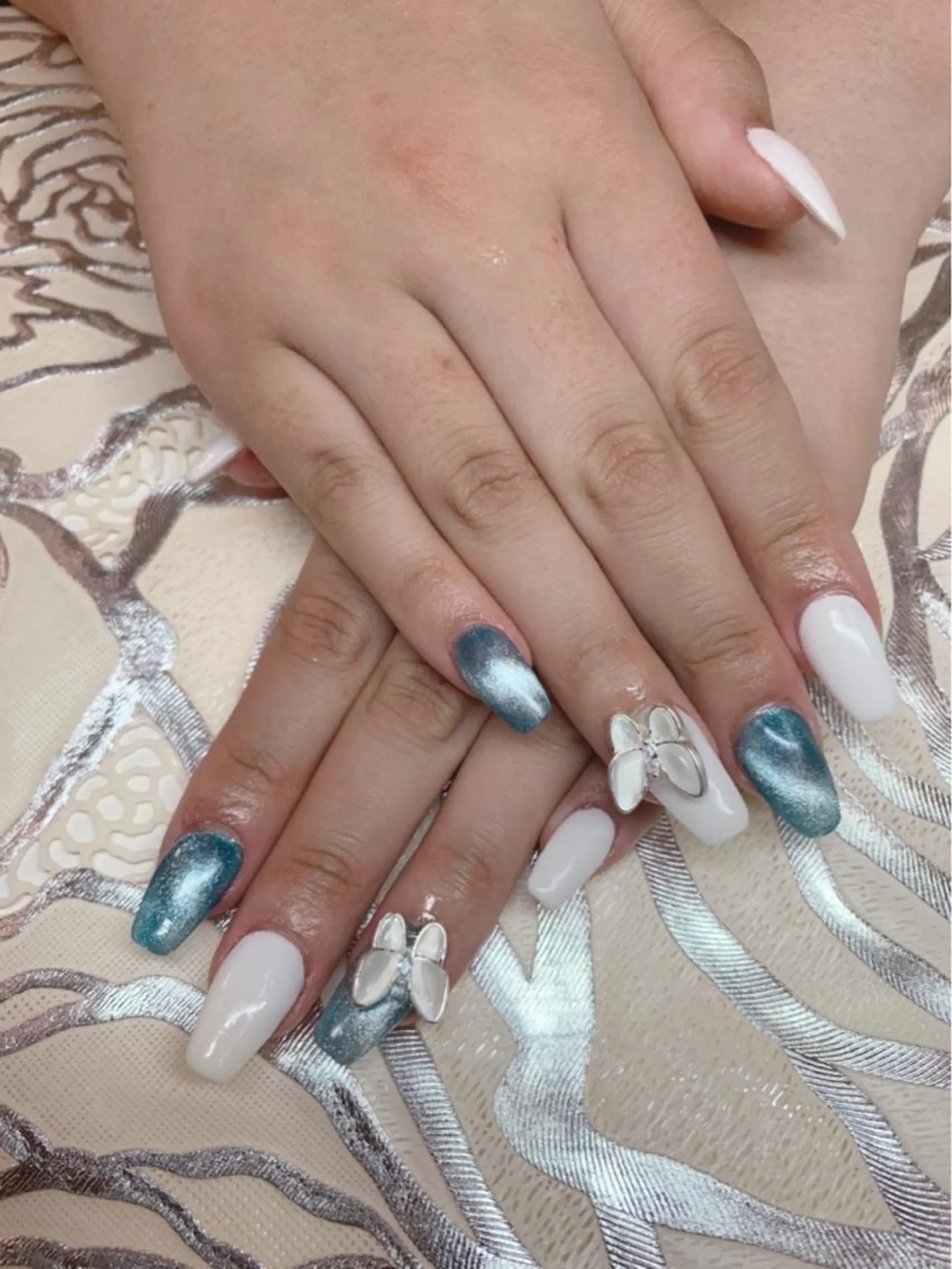 ネイル アートネイル マグネットネイル スカルプネイル ハンドネイル T. kayoのネイルデザイン