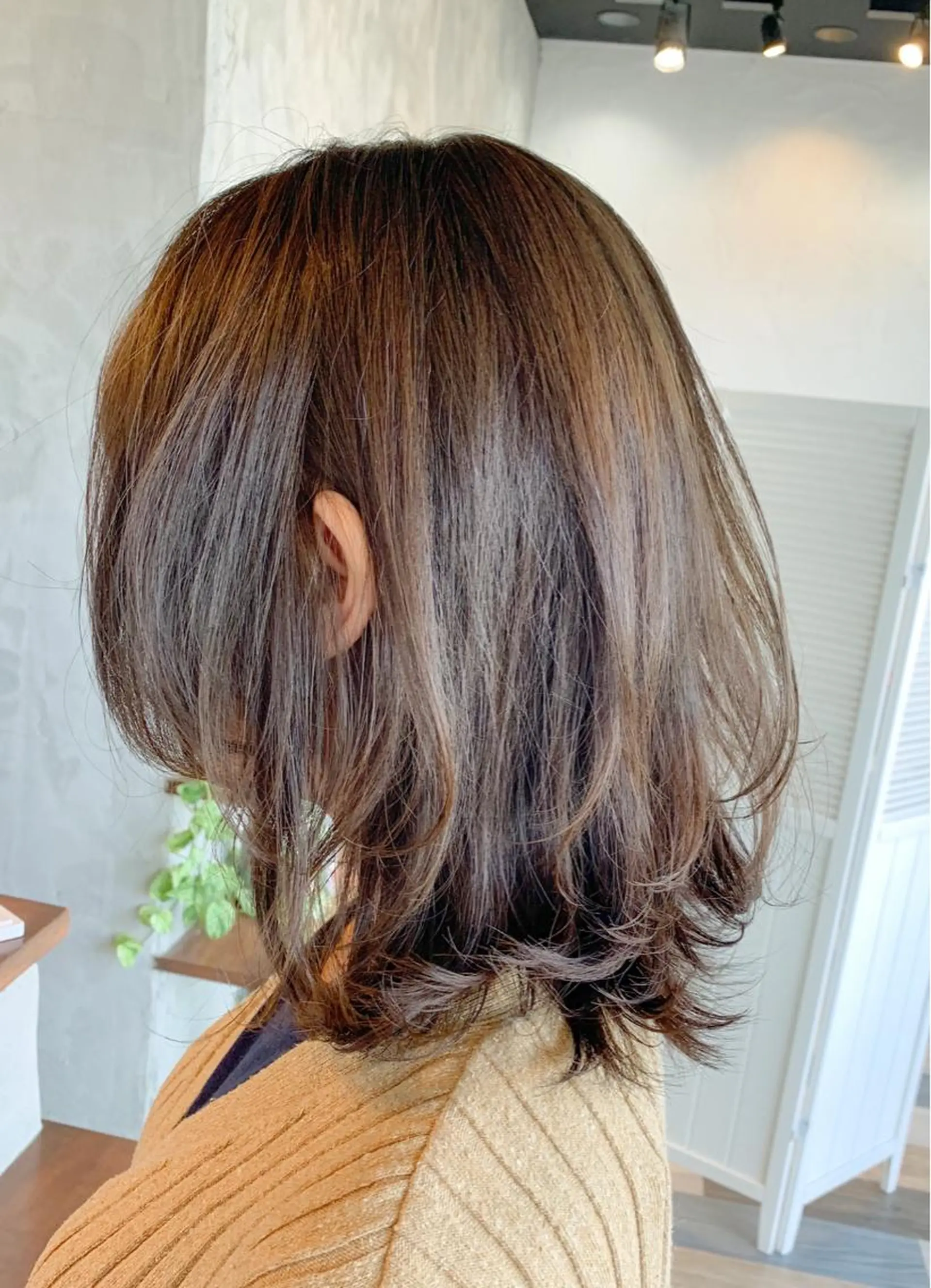 ミディアム カラー 💘トレンドスタイル 💘透明感ヘアのヘアスタイル