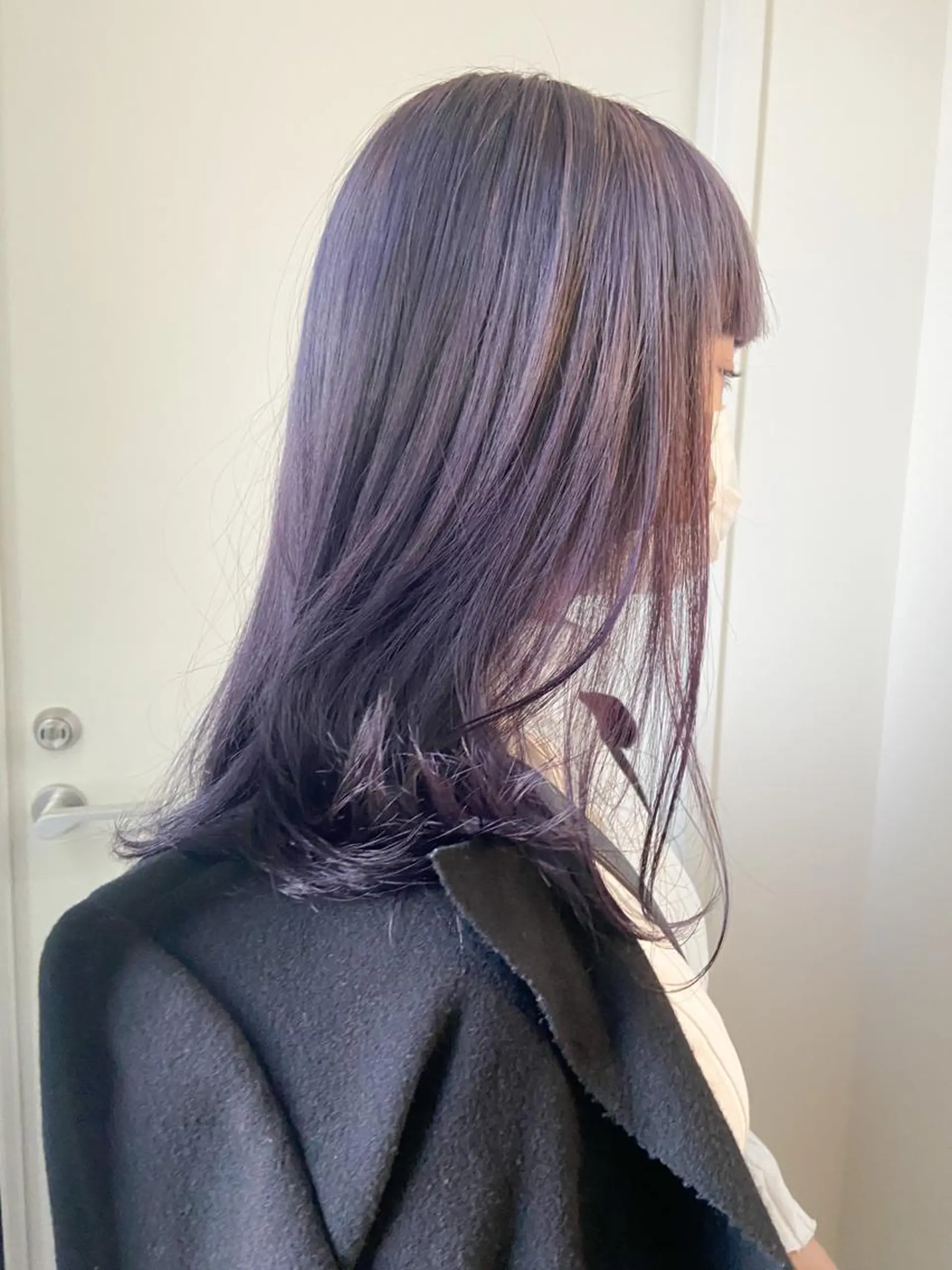 セミロング カラー アッシュ ベージュカラー ブリーチ 透明感カラー ココアベージュ カット ヘアカラー トリートメント 岡本康平/ボブ /ブリーチ/レイヤーのヘアスタイル