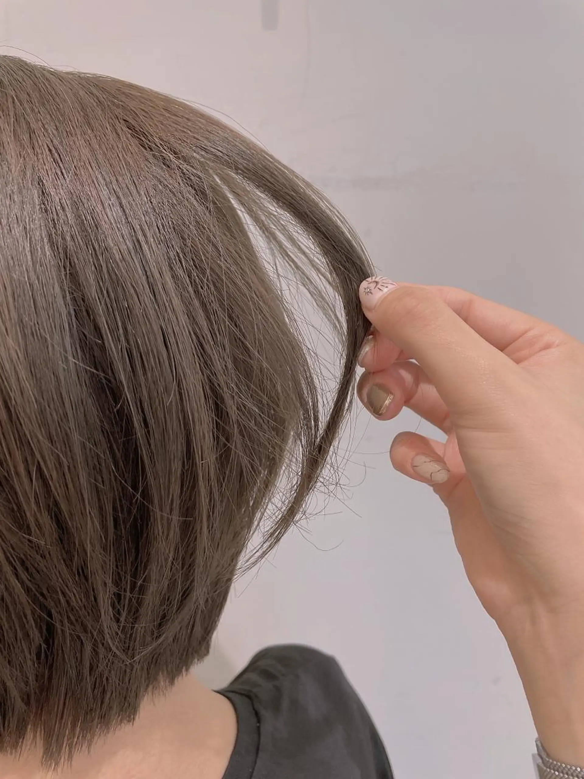 ショート カラー グレージュ カット ヘアカラー トリートメント 🦖鶴岡香純🦖 産休中のヘアスタイル