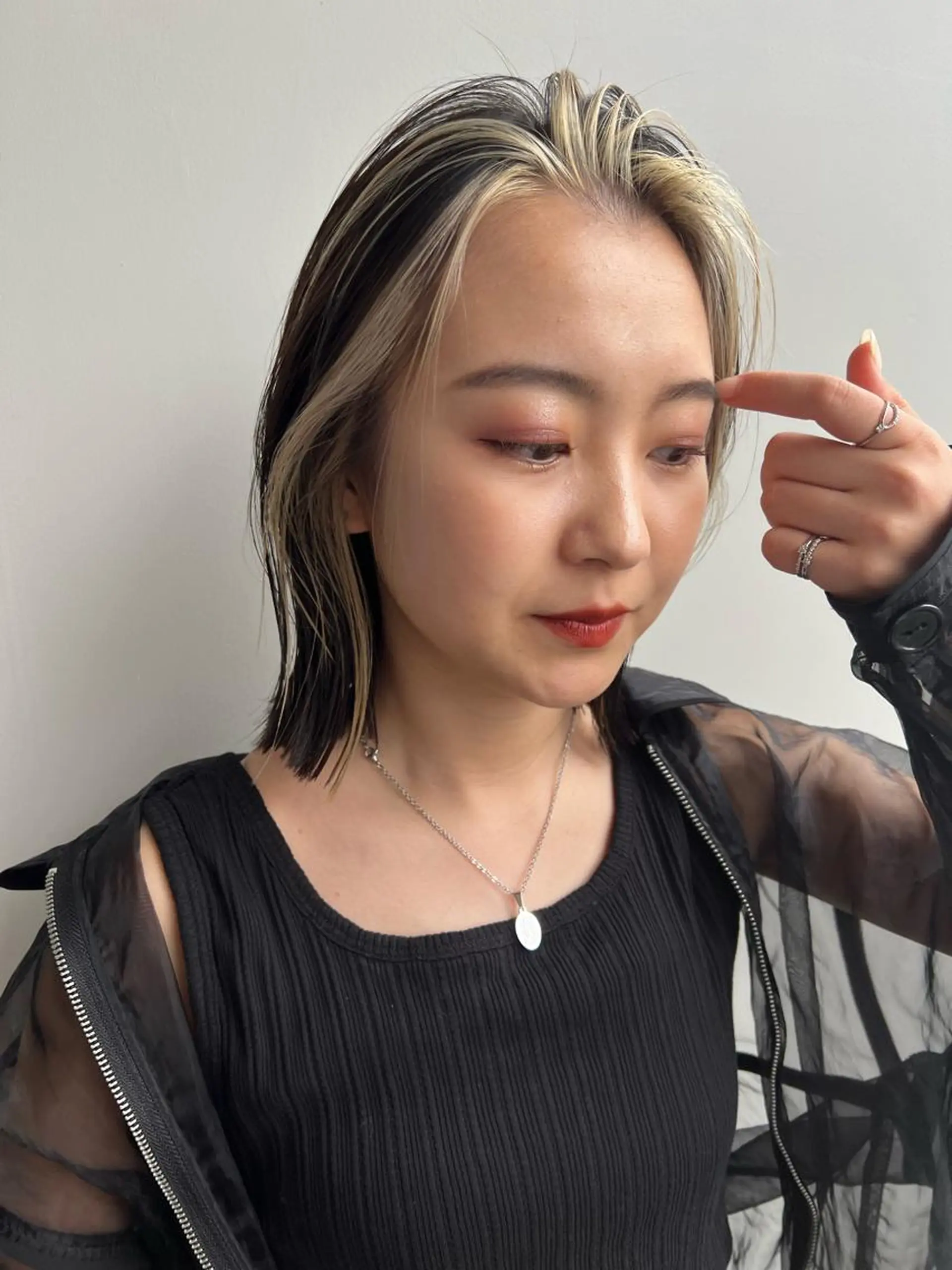 ミディアム カラー ミストバング フェイスフレーミング MINX【青山店】所属・asuka/似合わせ /レイヤー/暖色のヘアスタイル