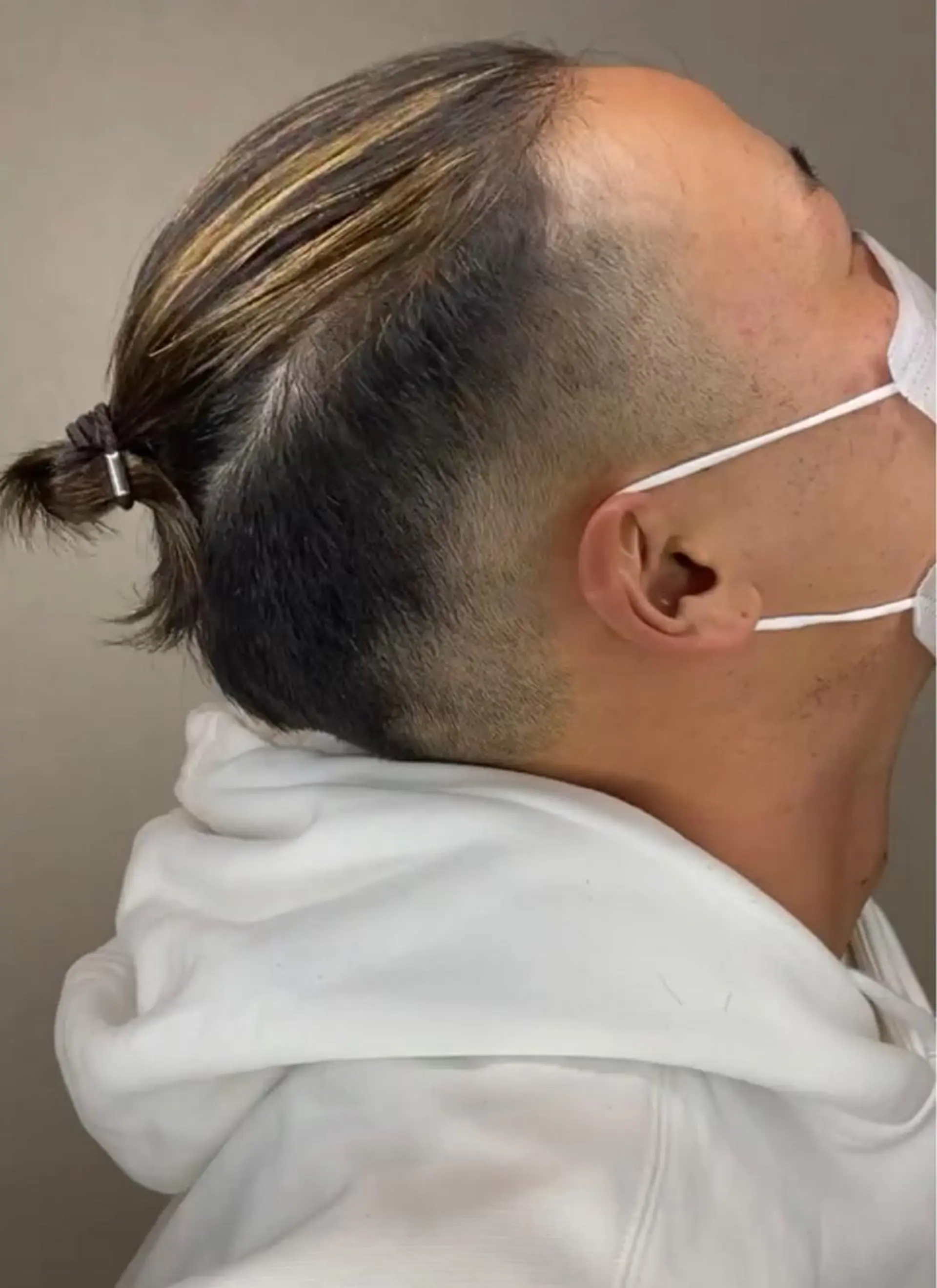 カラー メンズ ムトウセイマ/艶髪 /艶ケアWブリーチのヘアスタイル