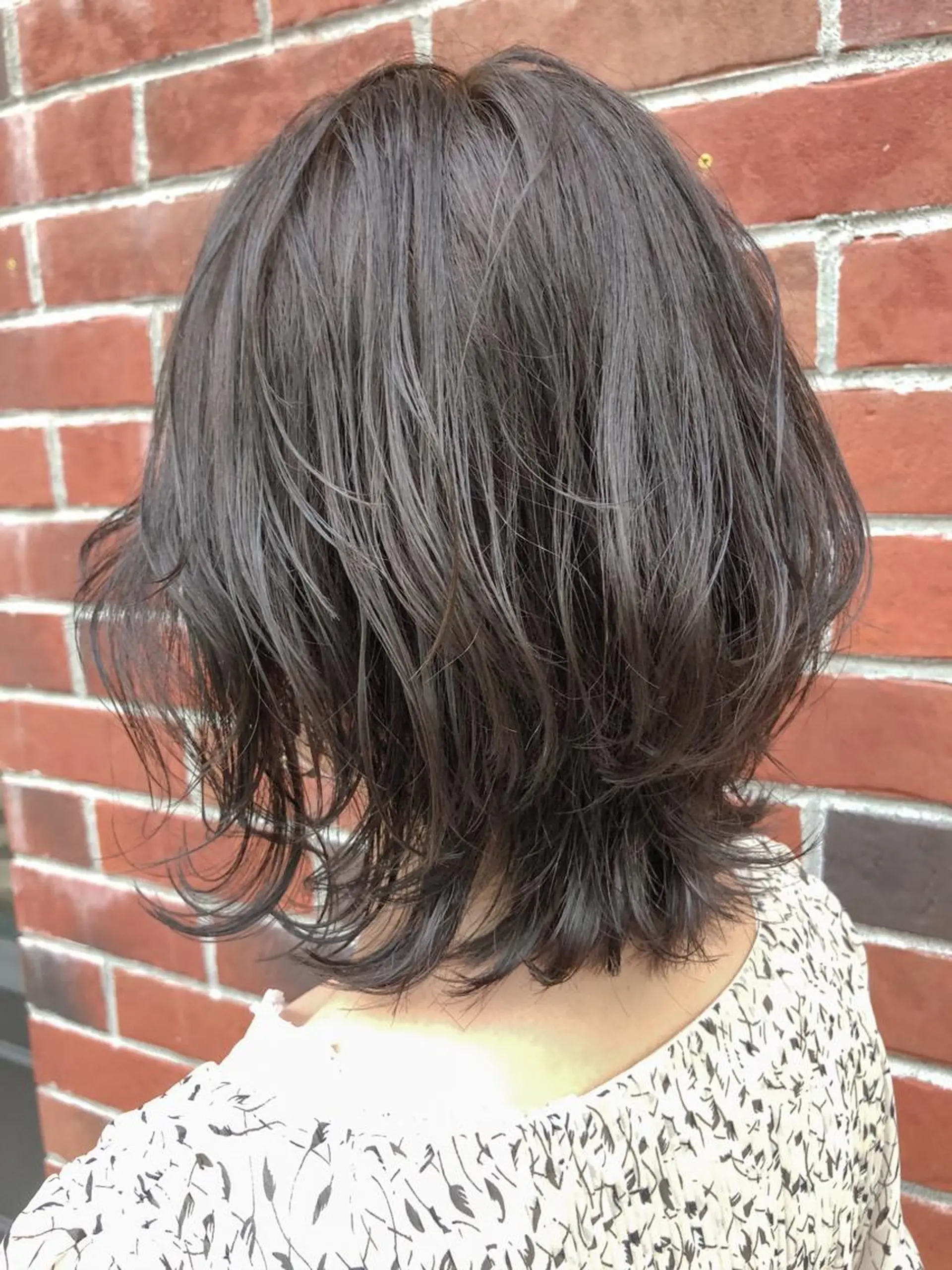 ミディアム kiy by ioeのヘアスタイル