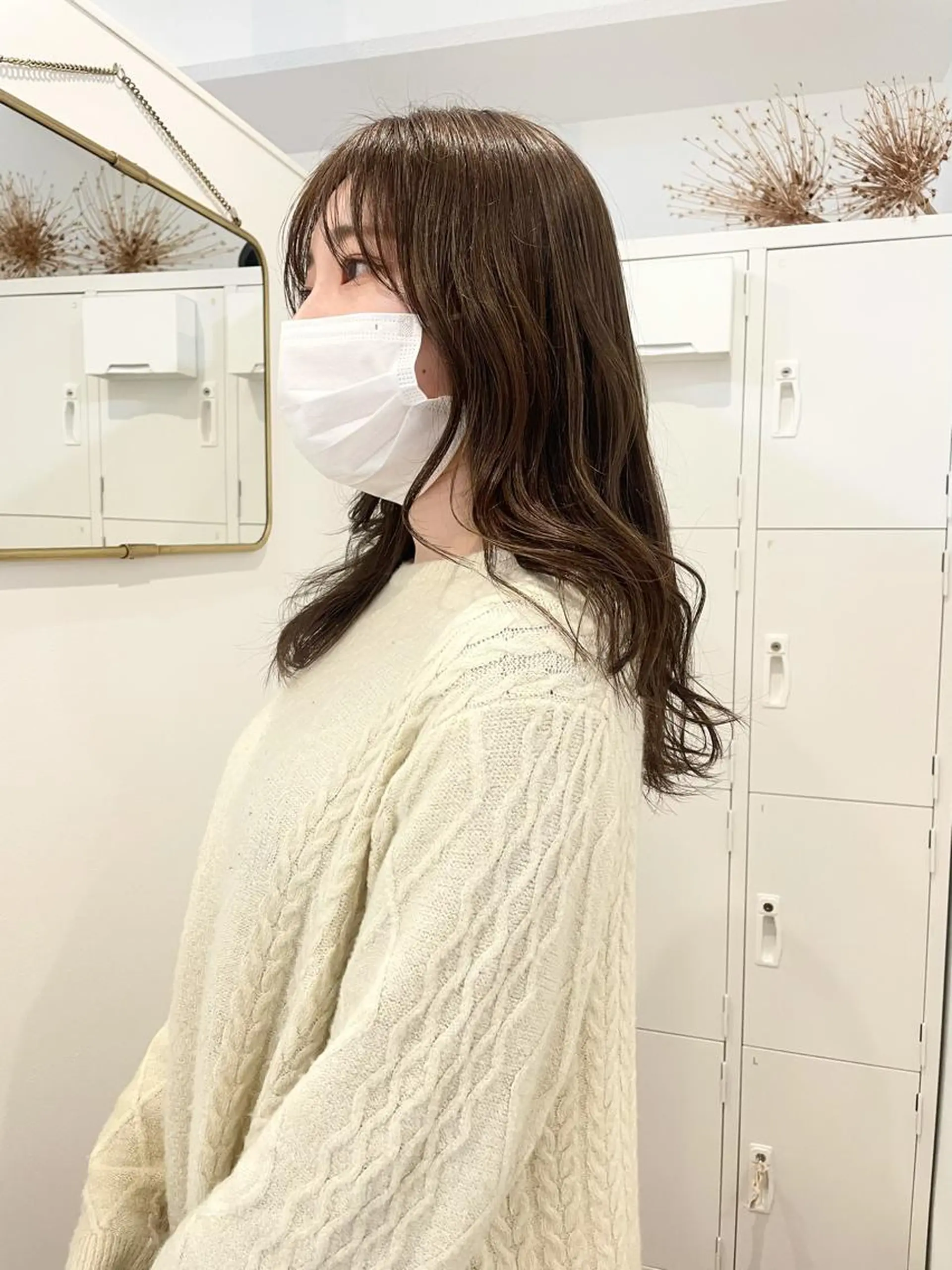 ロング カラー 佐藤 永夏のヘアスタイル