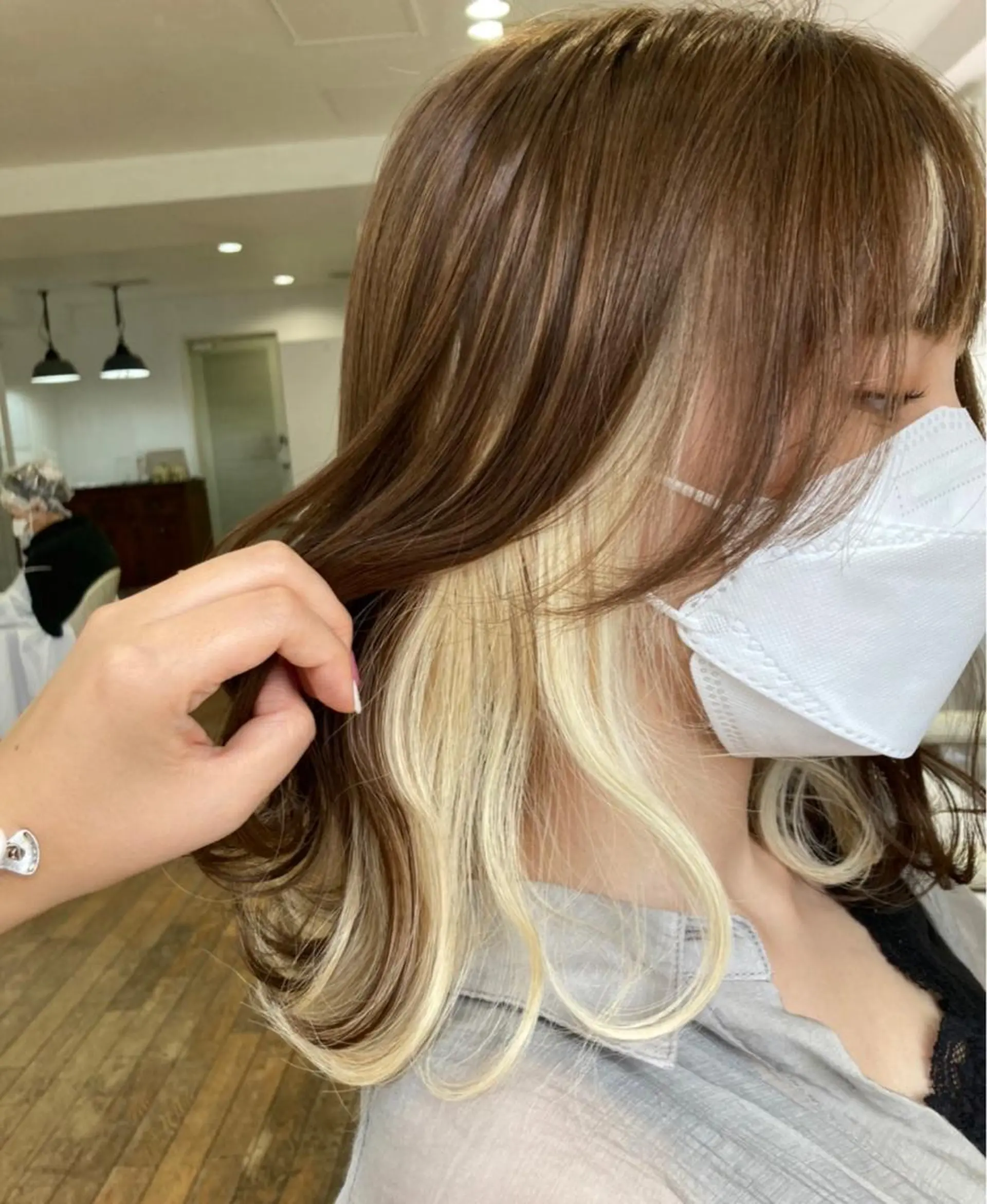 ミディアム カラー ブリーチ ヘアカラー トリートメント 💫お呼ばれヘア💫 髪質改善✨トモエ市川のヘアスタイル