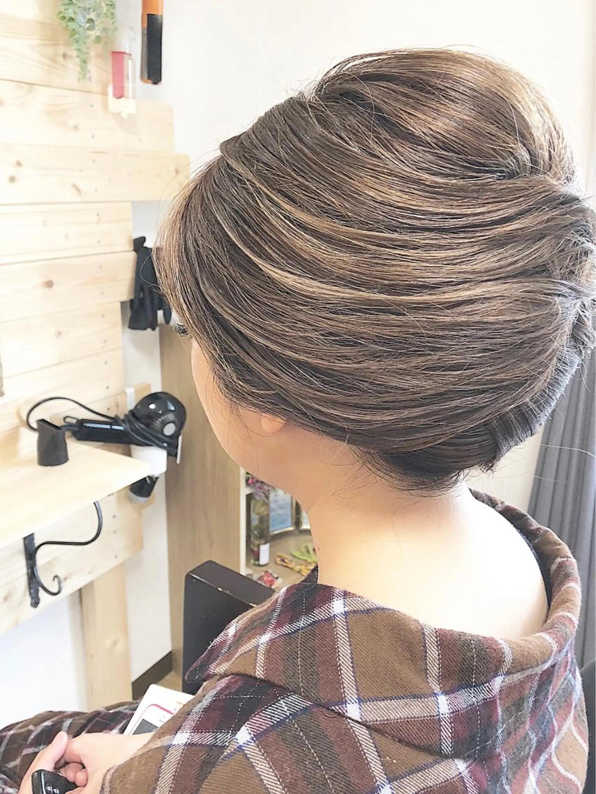 ロング ヘアアレンジ 糸賀 史織のマツエク・マツパデザイン