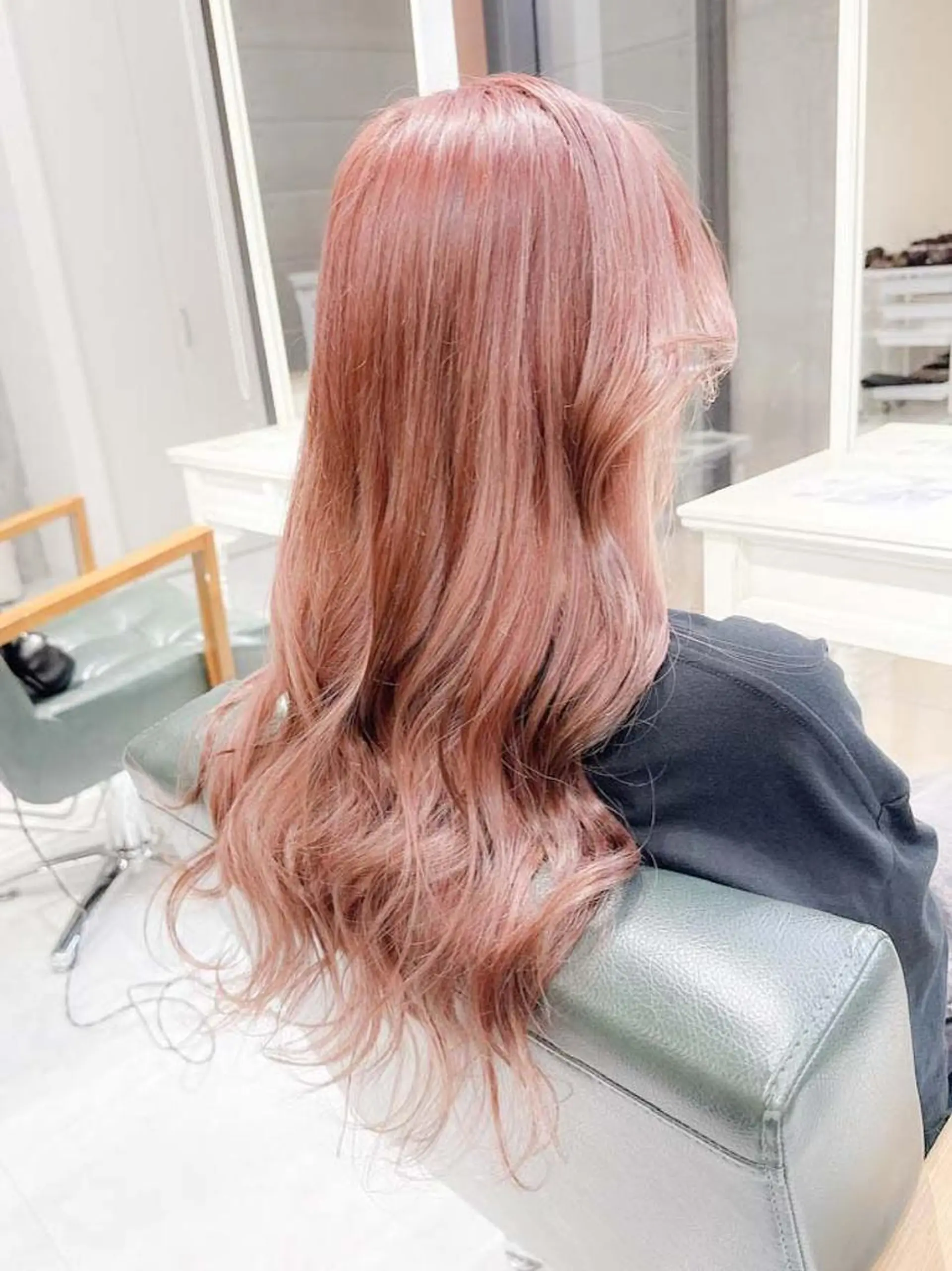 ロング カラー ブリーチ ブラウンカラー ダブルカラー ピンクカラー モテ髪透明感❤️ デイズヘアカラーのヘアスタイル