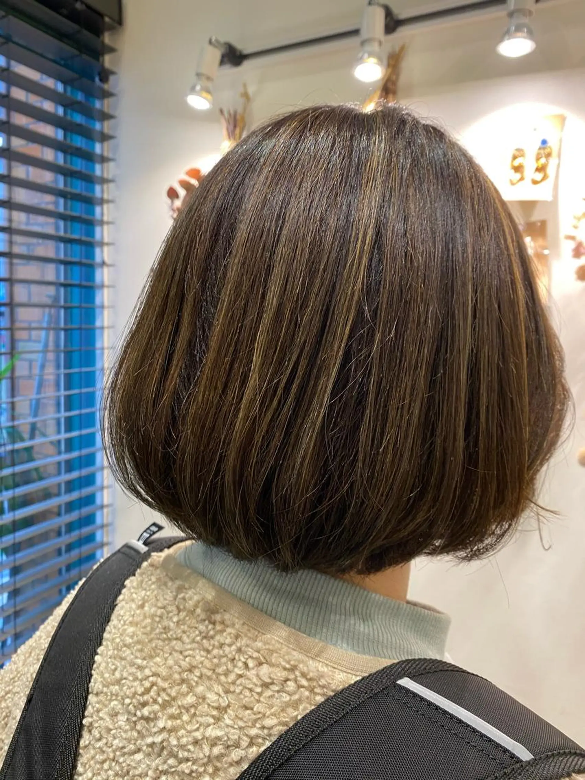 ショート カラー グレージュ ハイライトカラー オリーブグレージュ オリーブグレー ハイライト 21salon所属・non .のヘアスタイル