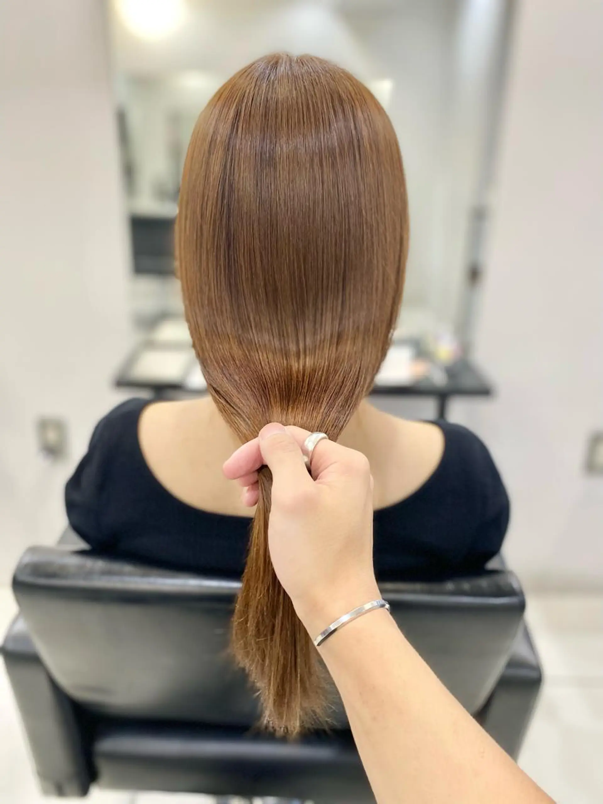 セミロング カラー ベージュカラー ミルクティーベージュ opus 店長大和 レイヤー/赤み消しのヘアスタイル