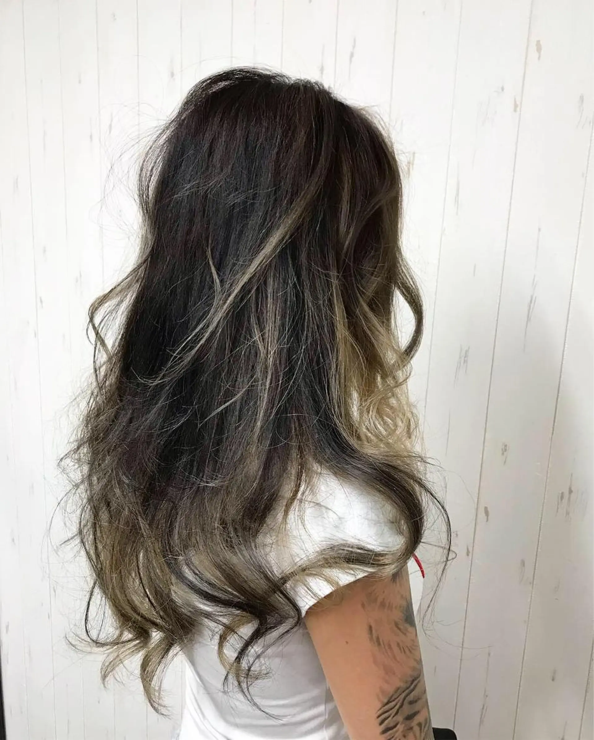 ロング ハイライト ヘアカラー AN'TIA小作所属・AN'TIA小作代表 ⭐︎kazuma⭐︎のヘアスタイル