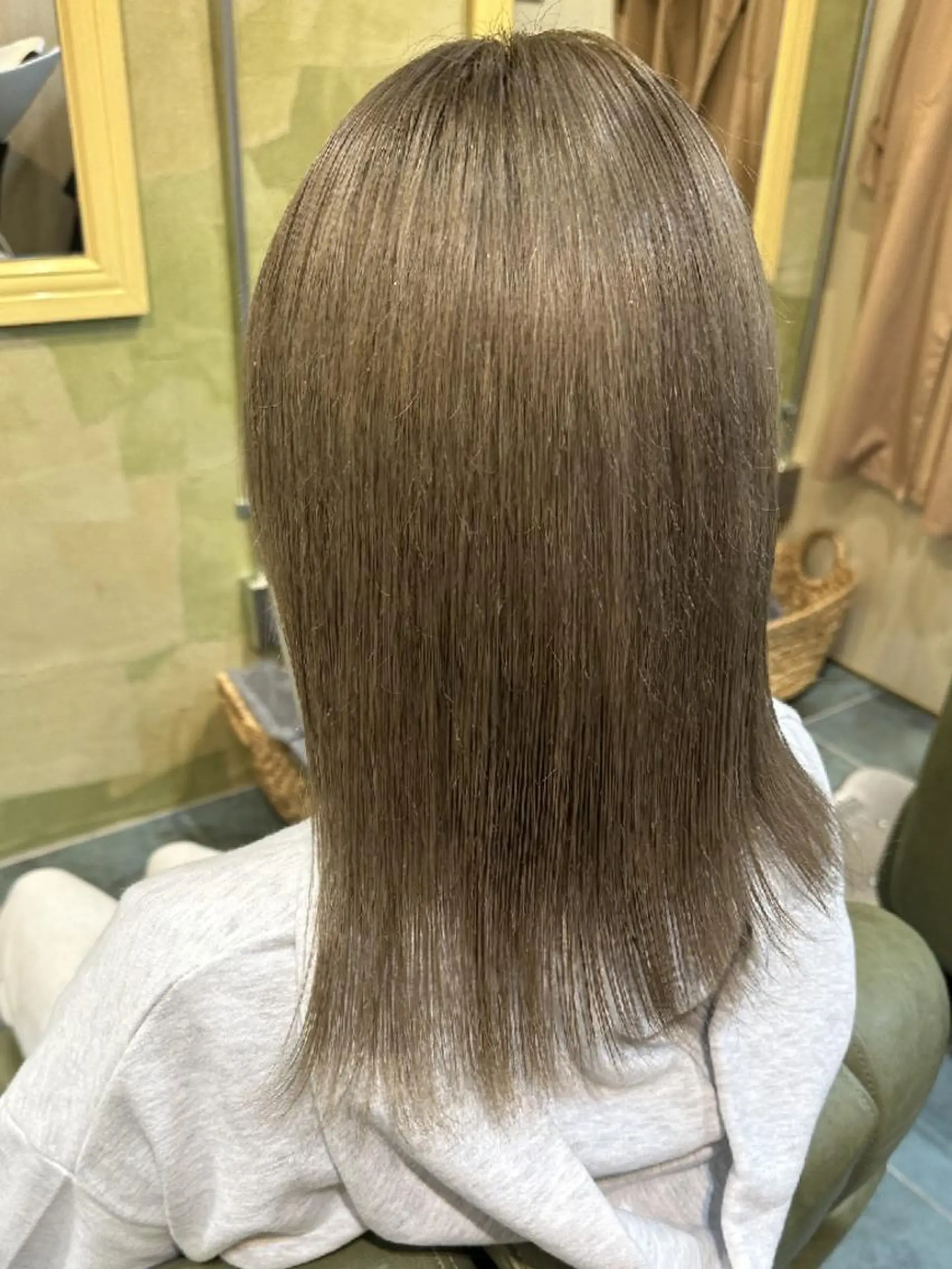 ミディアム カット ヘアカラー 川端 智治のヘアスタイル