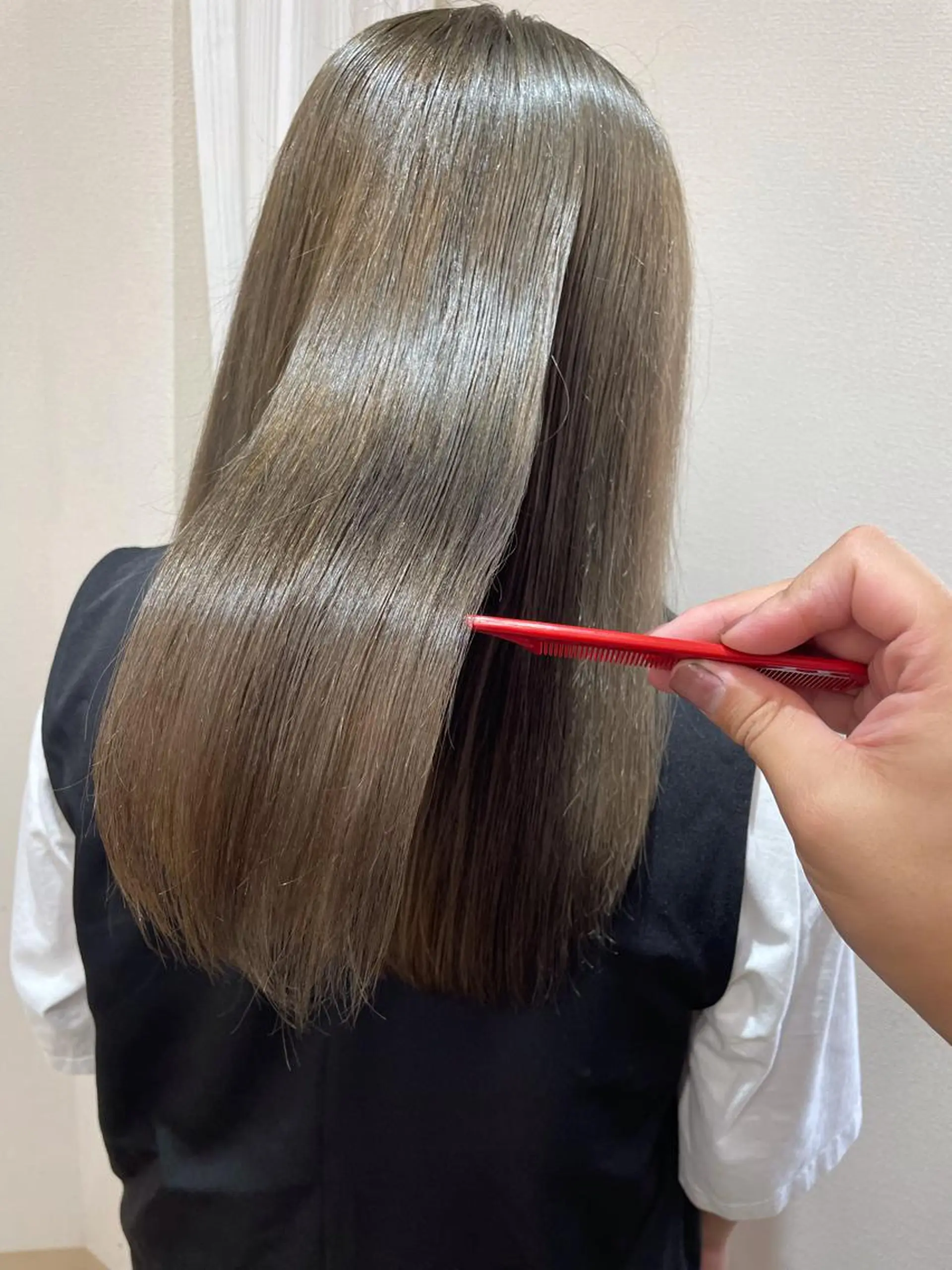 ロング est hair &beautyのヘアスタイル