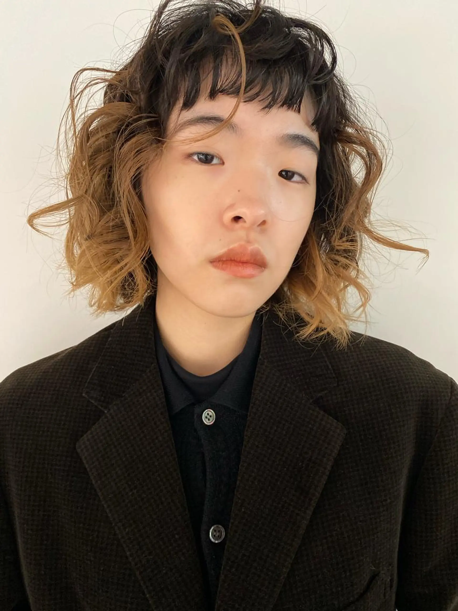 ミディアム カラー パーマ ヘアアレンジ メンズ キッズ ネイル マツエク・マツパ アイブロウ ミディアムパーマ メンズパーマ パーマスタイル🔅 sayacaのヘアスタイル