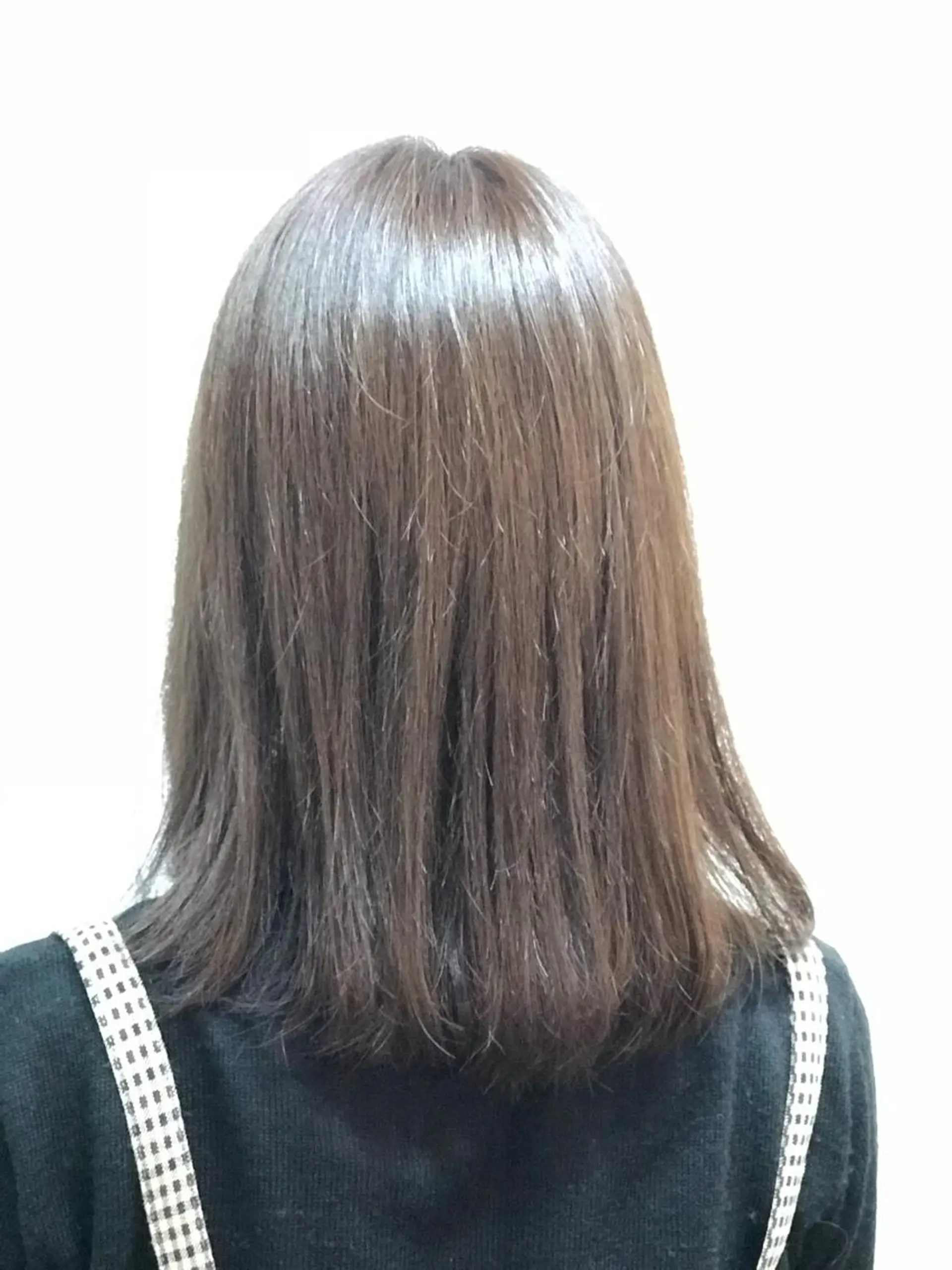 ミディアム カラー 渋谷宮益坂 omoのヘアスタイル