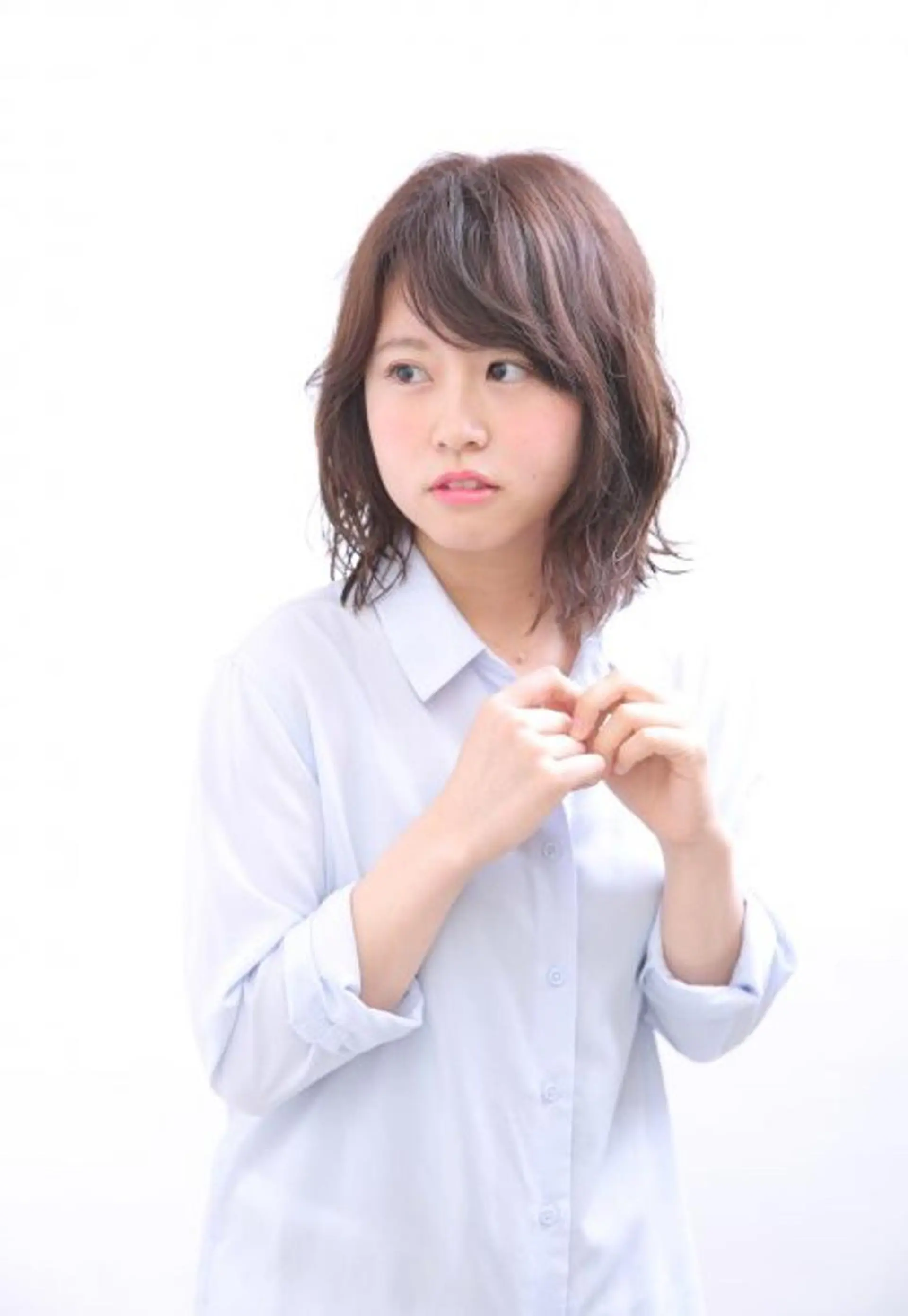 ミディアム カラー パーマ カット ヘアカラー トリートメント ルービック 梅田茶屋町店のヘアスタイル