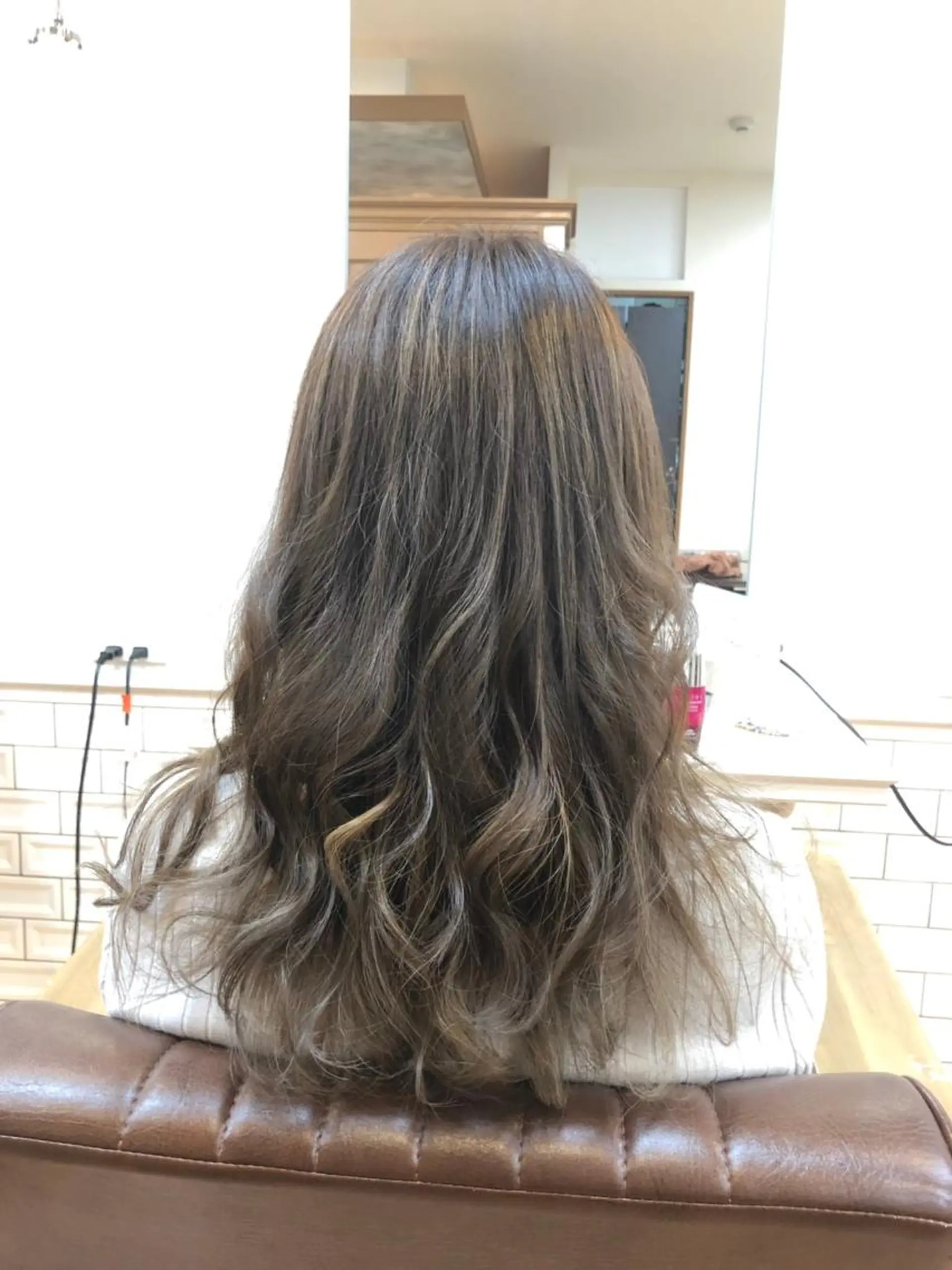 ロング パーマ 生駒市デザインカラー /浜中美奈のヘアスタイル