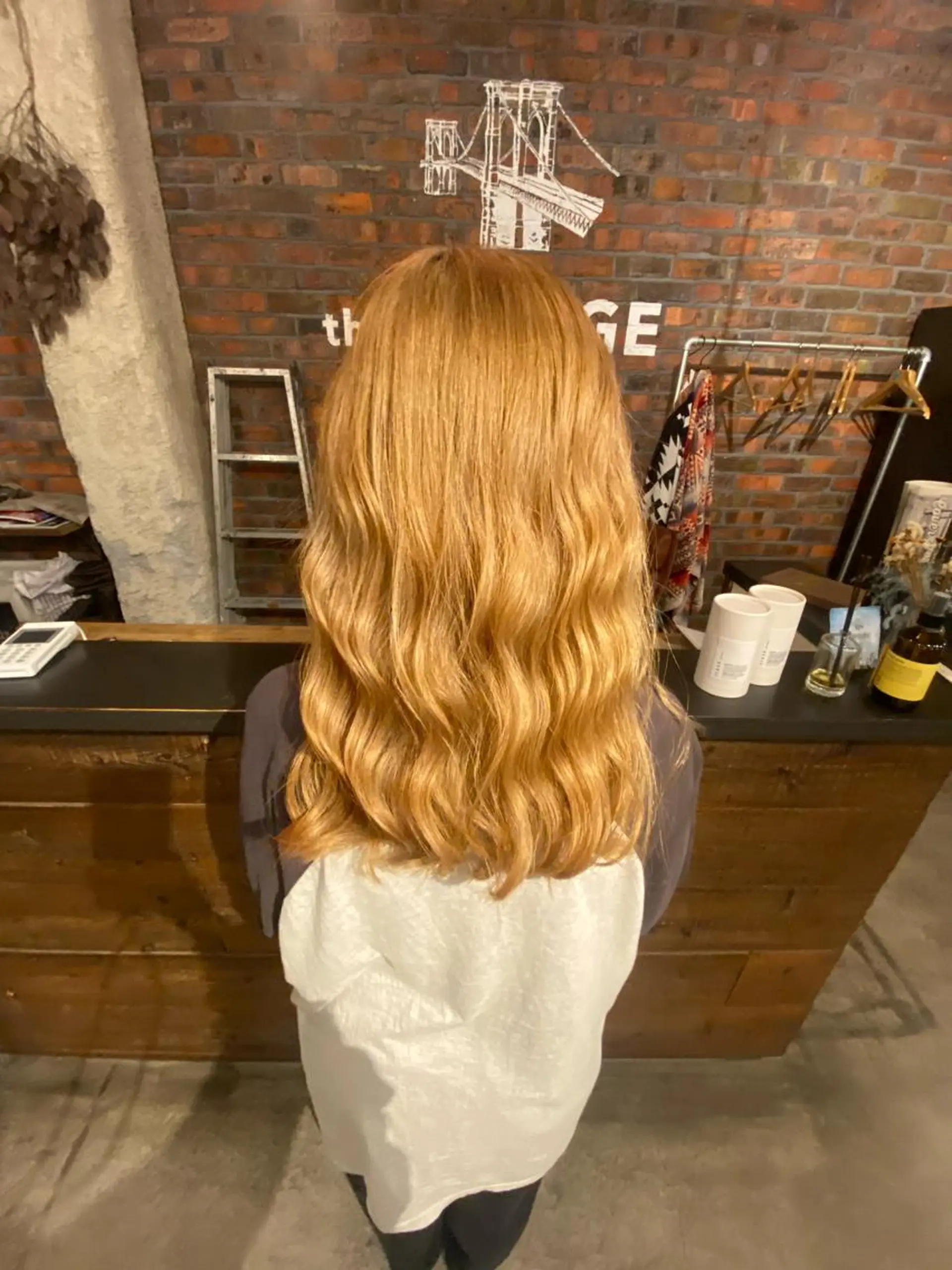 ミディアム ヘアカラー the BRIDGE 加藤みのりのヘアスタイル