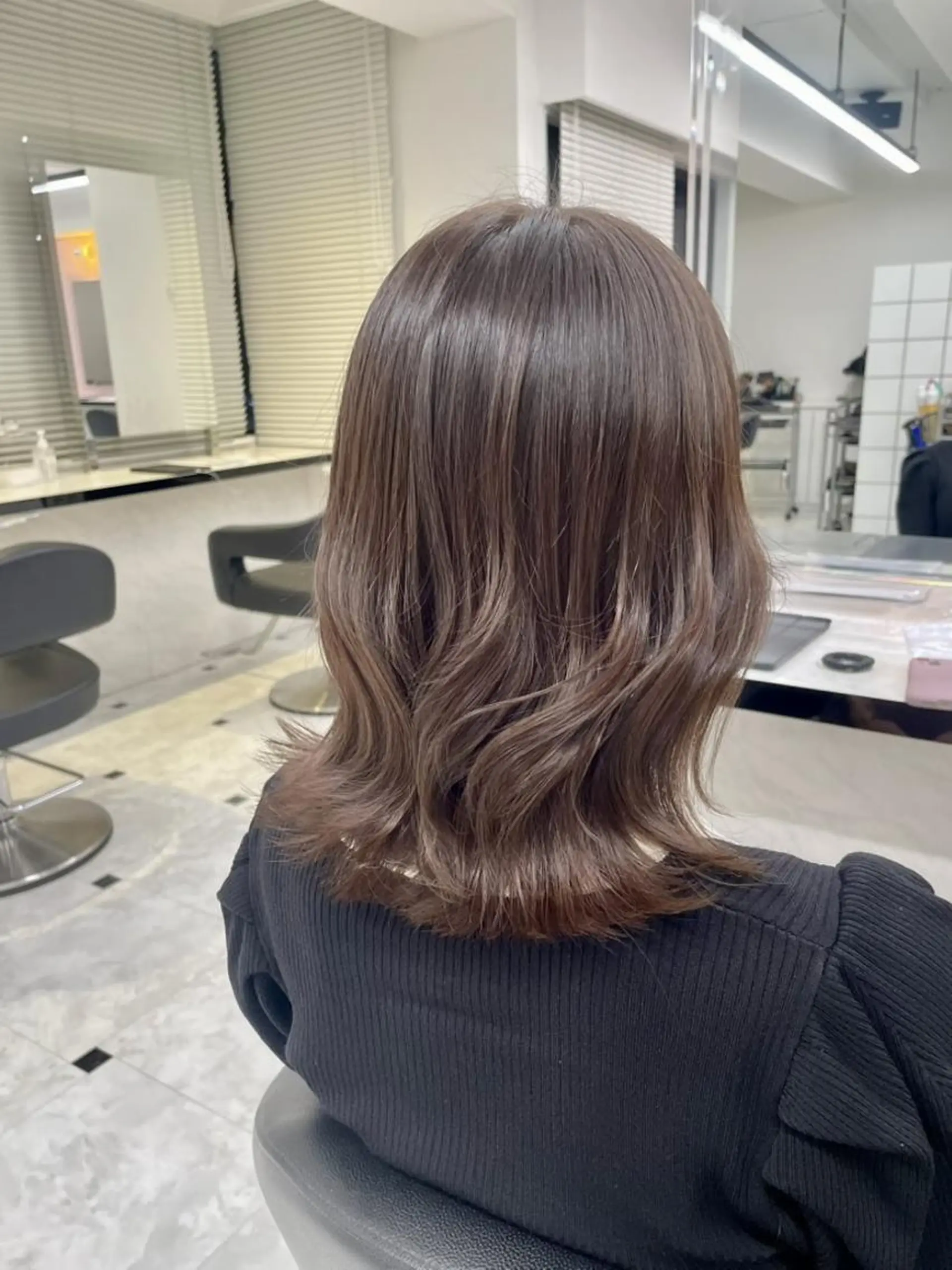 カラー 透明感ベージュ🤎 manami👒🌿のヘアスタイル