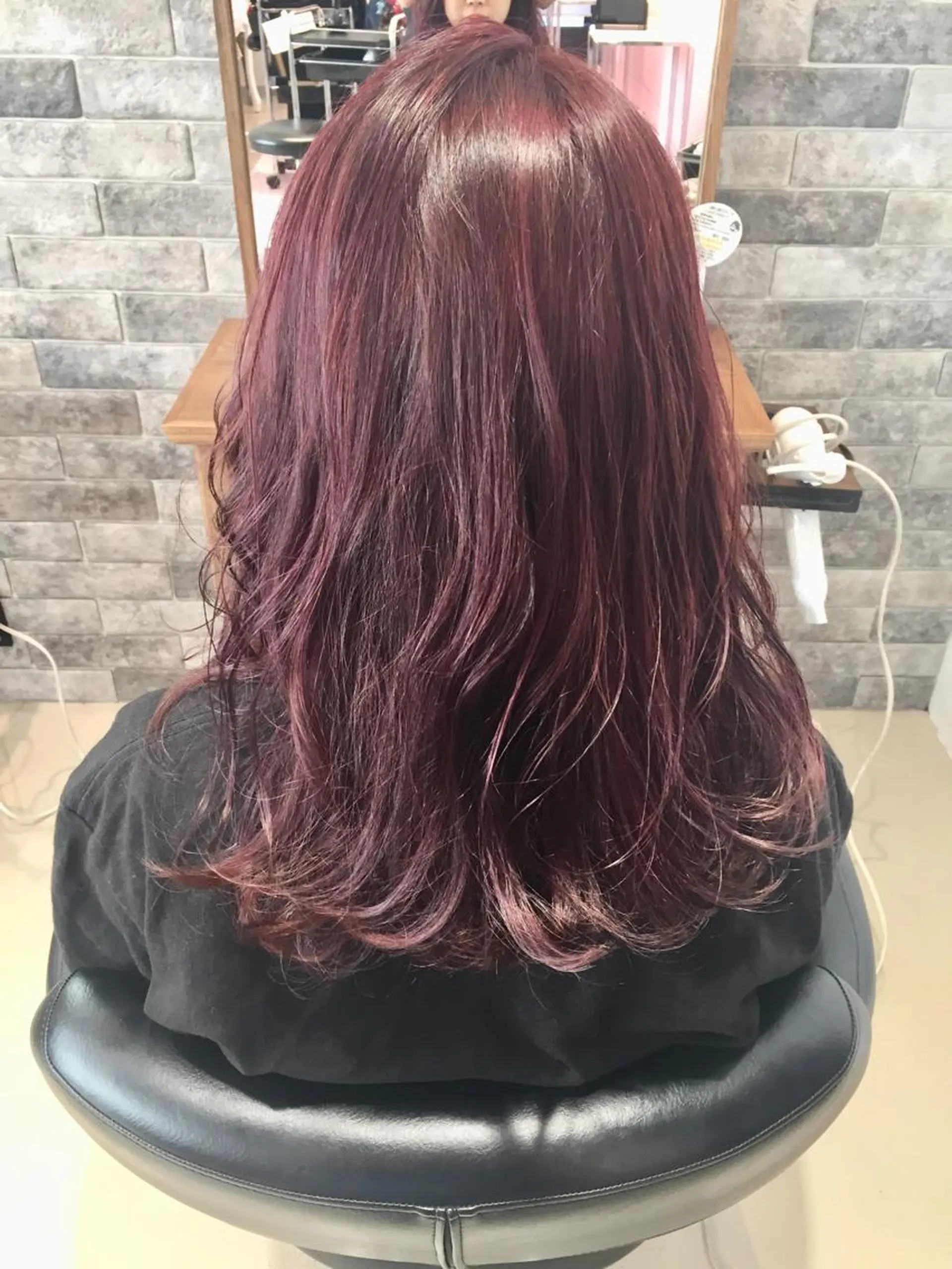 ミディアム パープルカラー カット ヘアカラー トリートメント 所渉/韓国レイヤー /ウルフカットのヘアスタイル