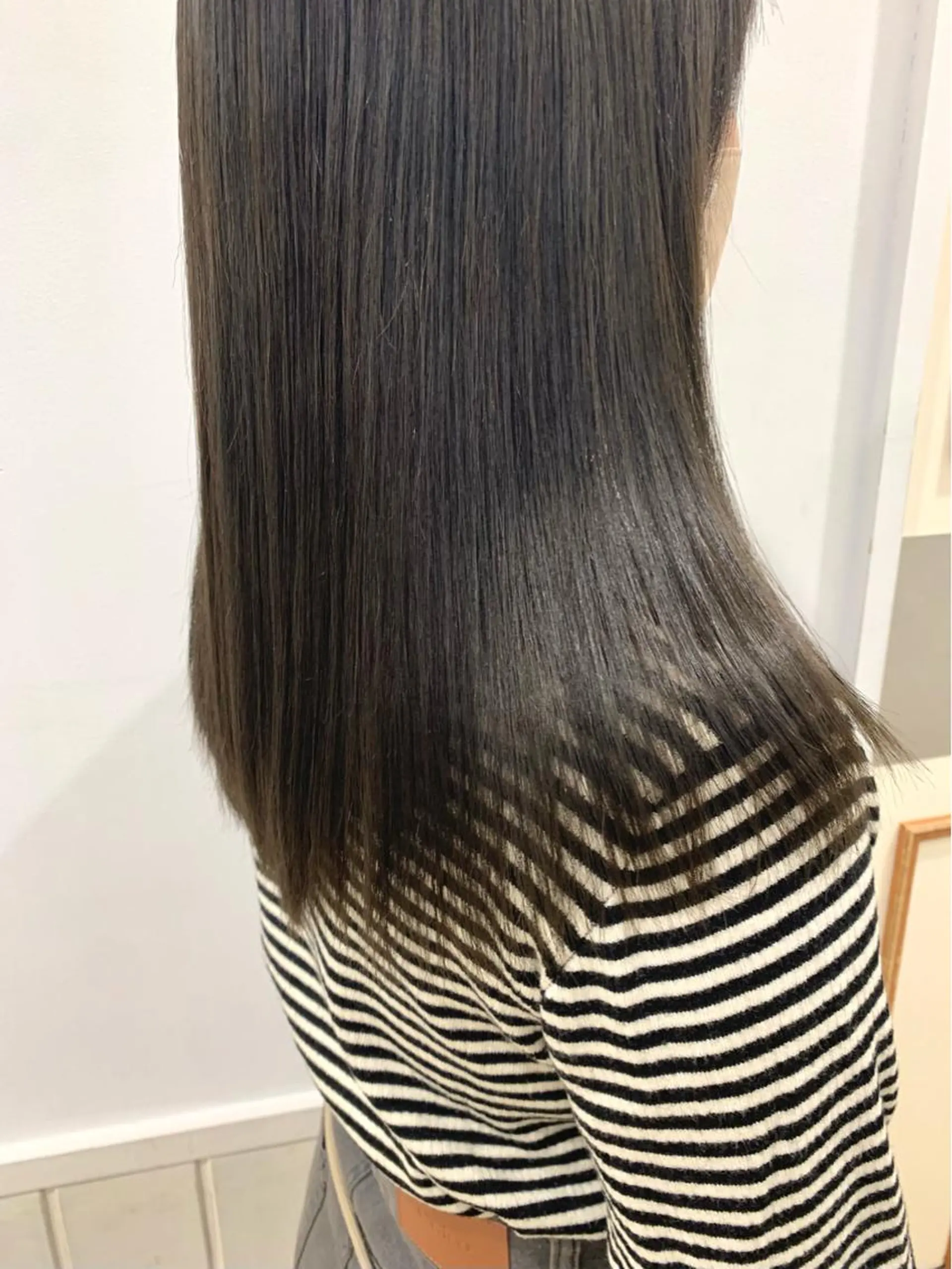 ミディアム カラー カット ヘアカラー トリートメント ぱつっとボブ/ 小野あかねのヘアスタイル