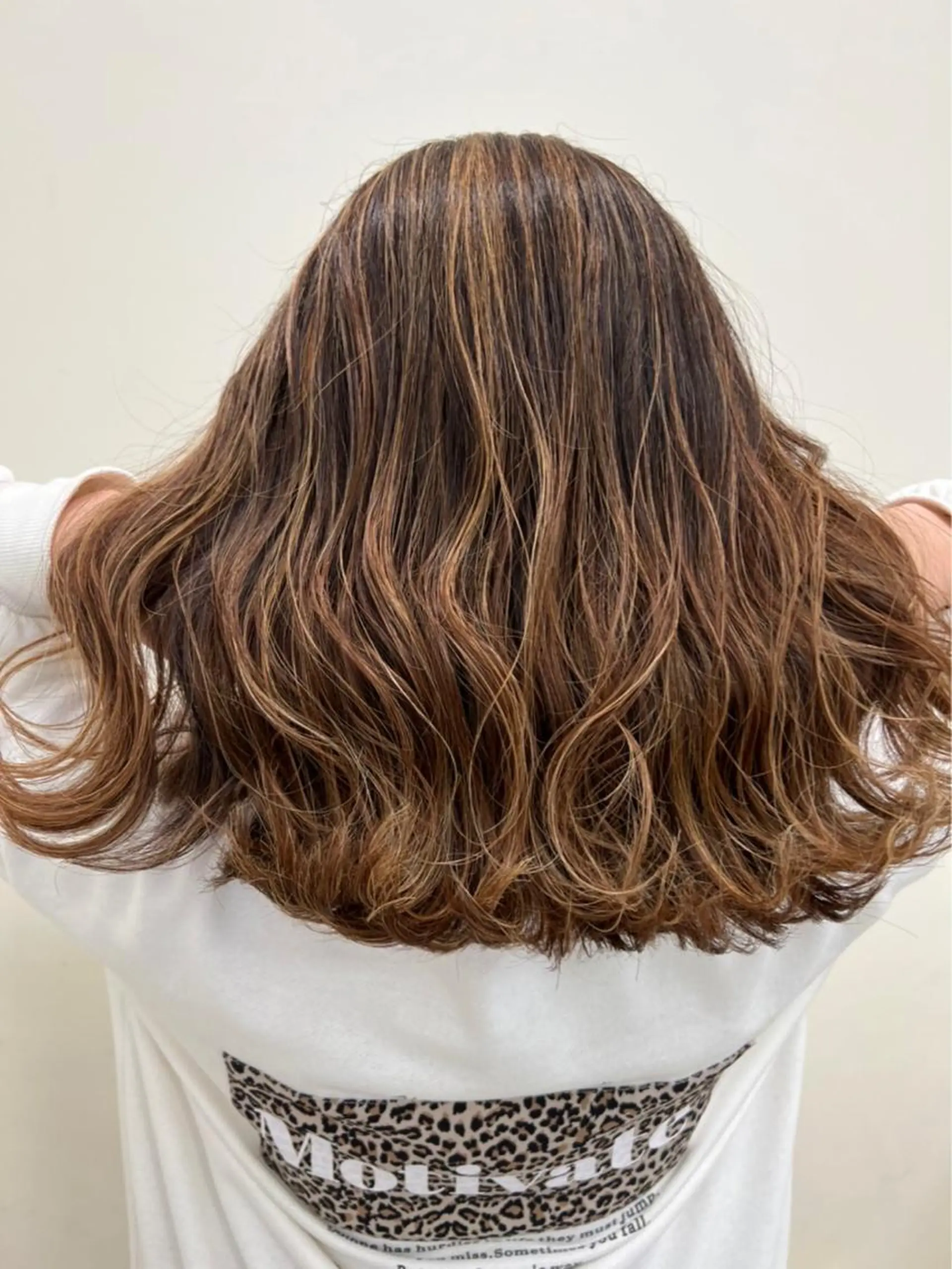 セミロング 芝山 柚衣のヘアスタイル